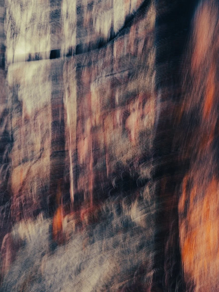 vibrant blurred landscape, mobile photography