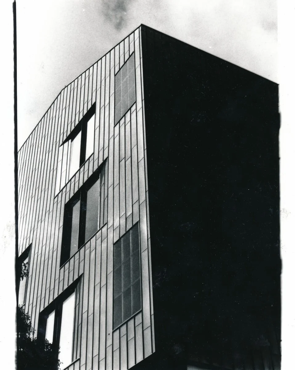 bendigo modern law courts building, vertical metallic panelling, black and white