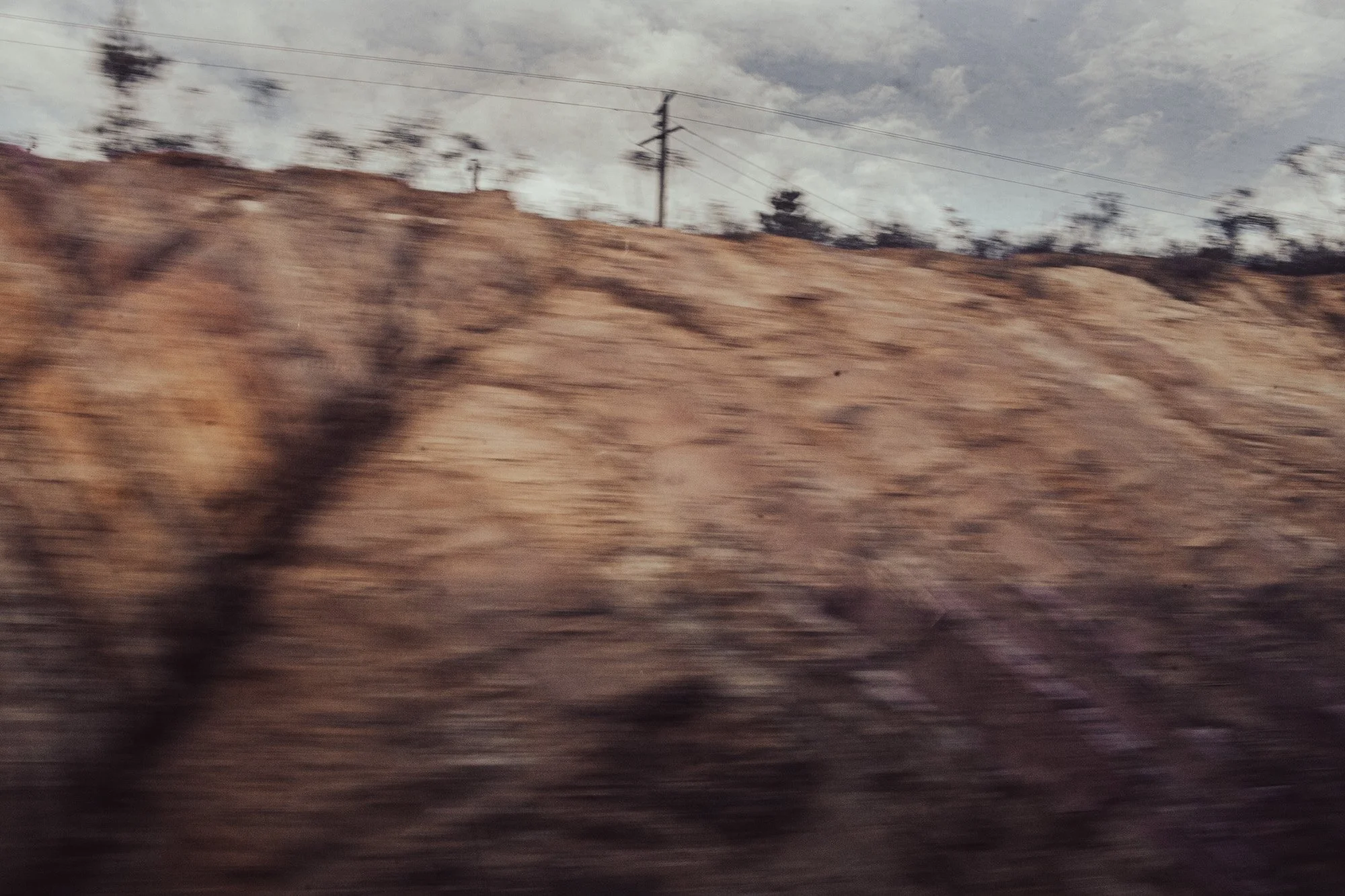 rocky blurred landscape from bendigo