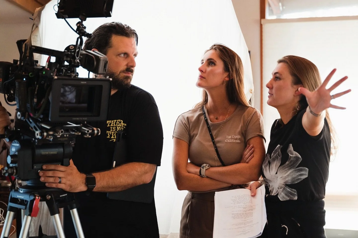Cinematographer Chris Koser @chriskoser_dp with Co-Directors Austin Ray @austinraycomposer and Westin Ray @raysistersfilm on the set of Spit It Out.

Watch it now on YouTube. Link in bio.

#SpitItOut #Omeleto #BehindTheScenes #OnSetStills #StillsPhot