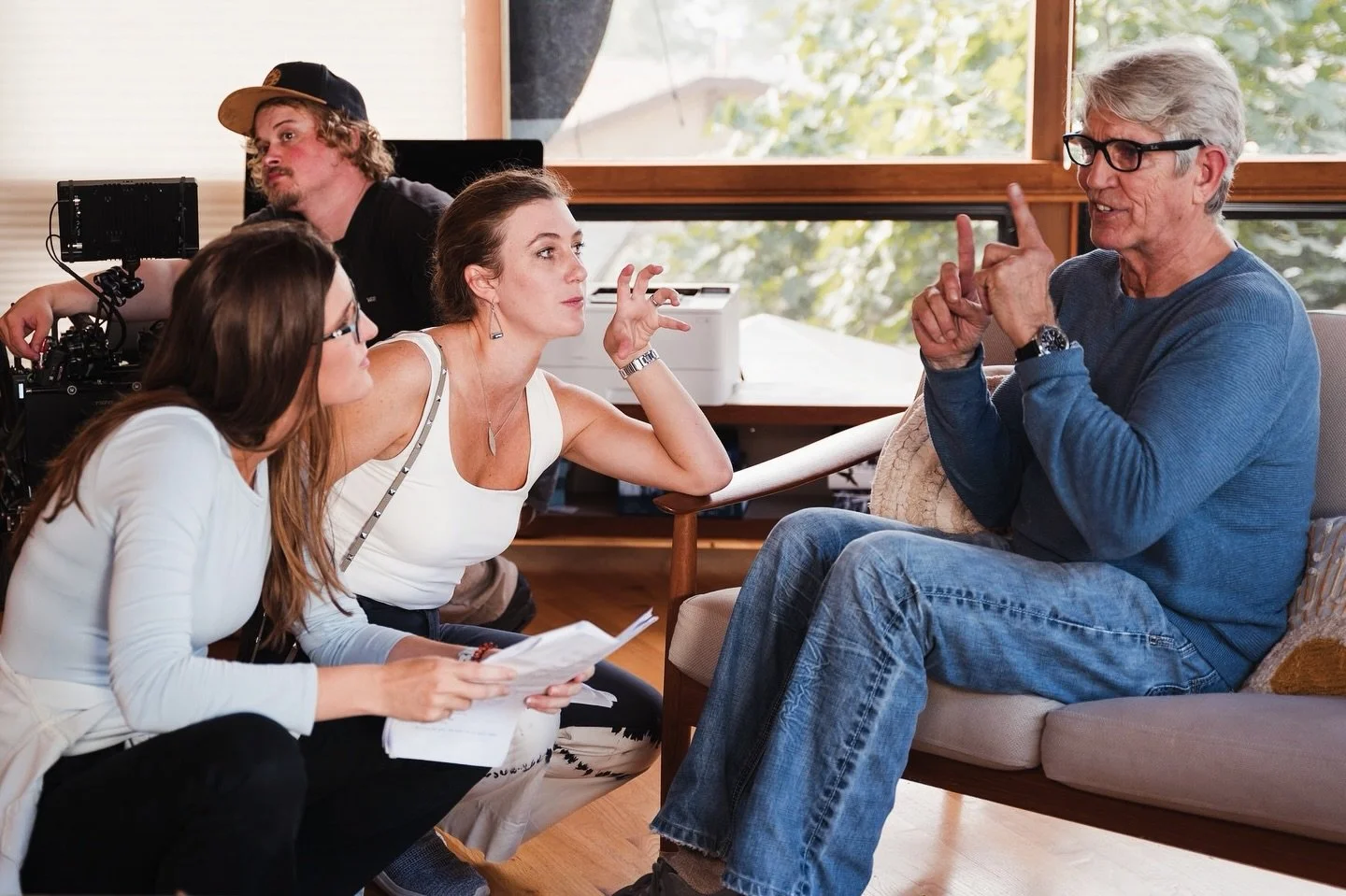Photographed Austin Ray @austinraycomposer and Westin Ray @raysistersfilm , Co-Directors, with Eric Roberts in a moment of conversation and hand gestures on the set of Spit It Out.

Watch it now on Omeleto. Link in bio.

#SpitItOut #Omeleto #BehindTh