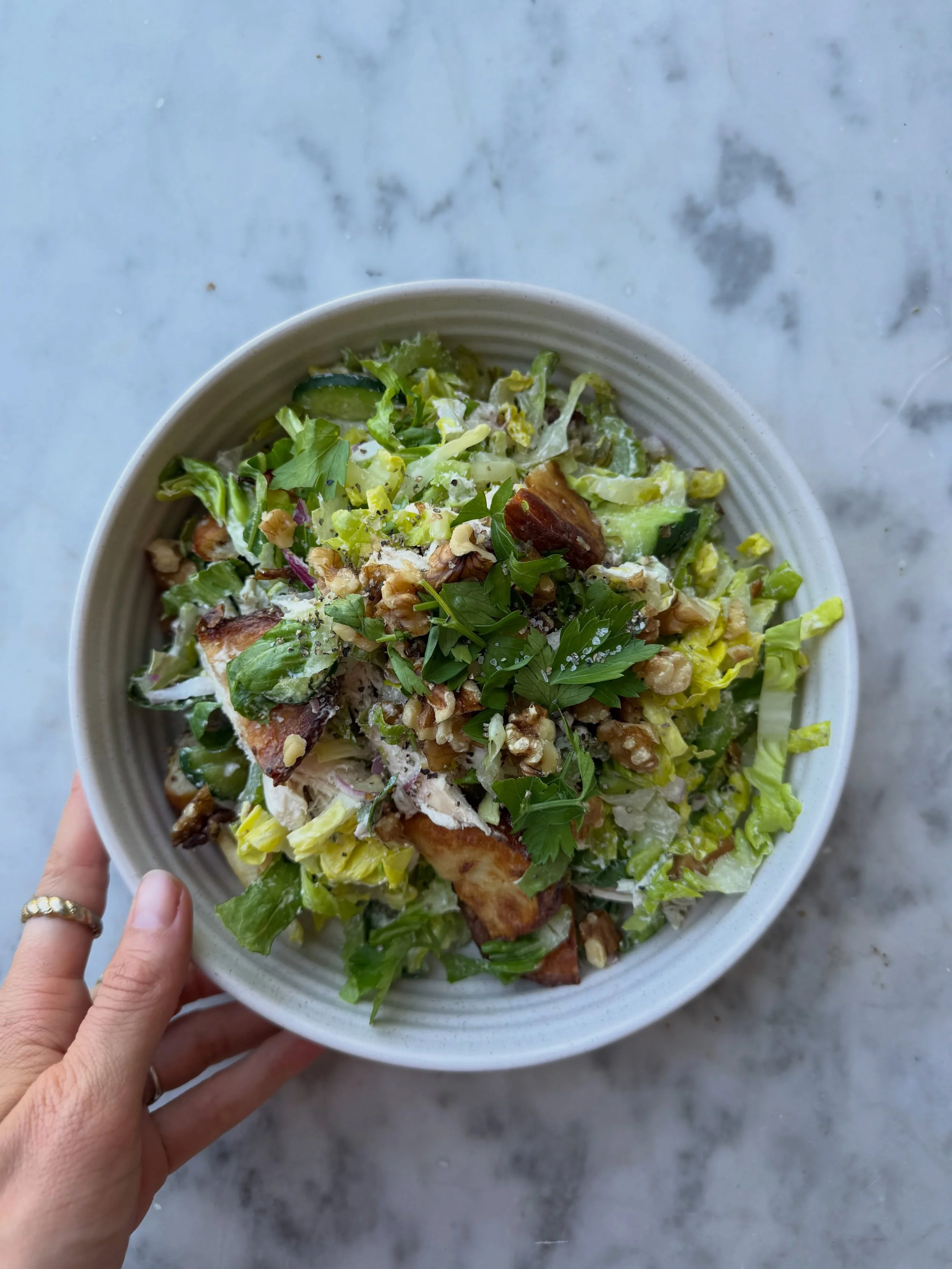 some of my go to savoury meal ideas for your weekend meal prep or cooking !! ❣️all these meals contain a nice variety of plant foods + colours which ensure a good amount of fibre and antioxidants / micronutrients for our guts and immune system just t