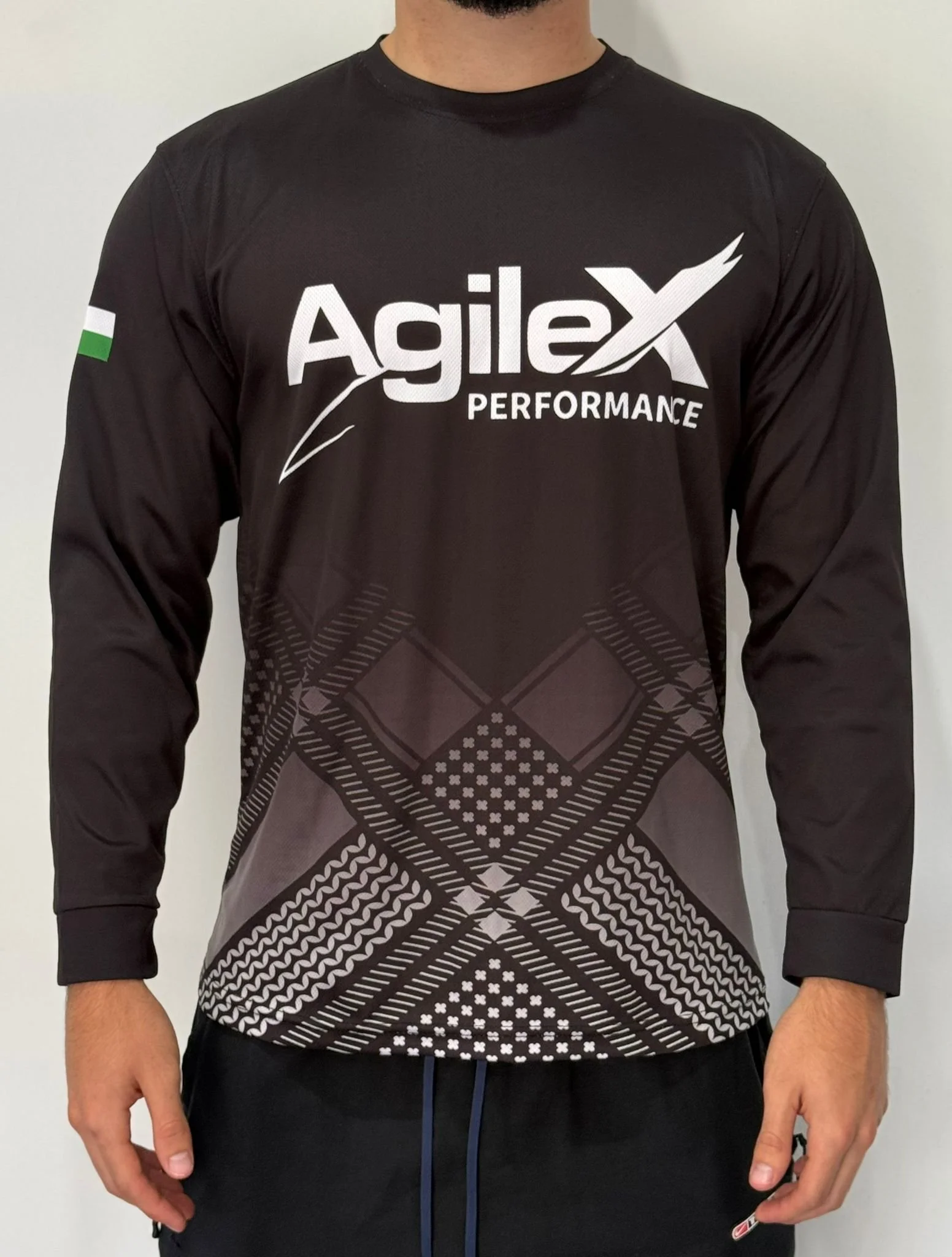 WhatsApp Image 2025-12-12 at 22.55.17_373f7f82.jpg