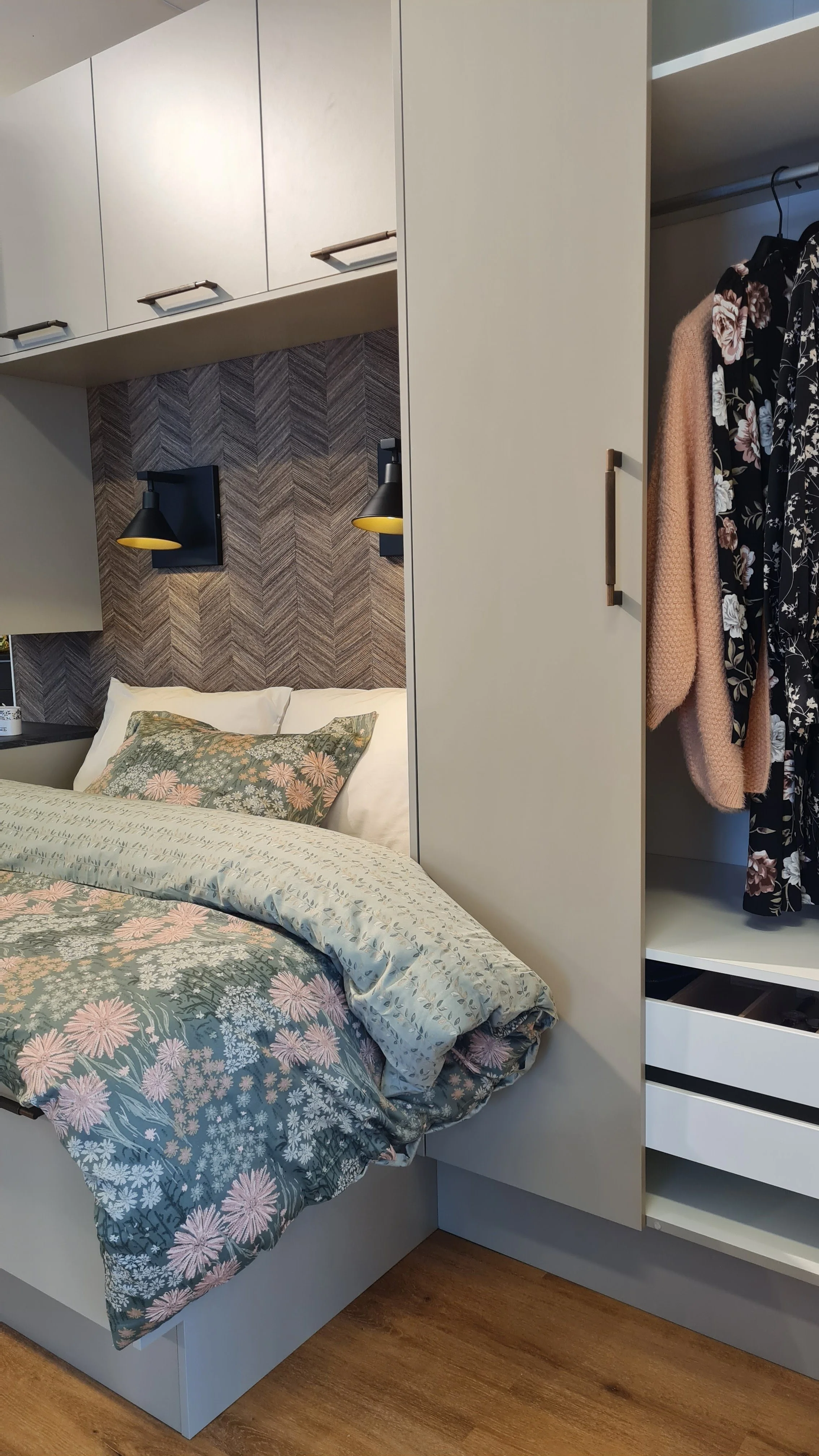 Nettoline Trend garderobe til soverom