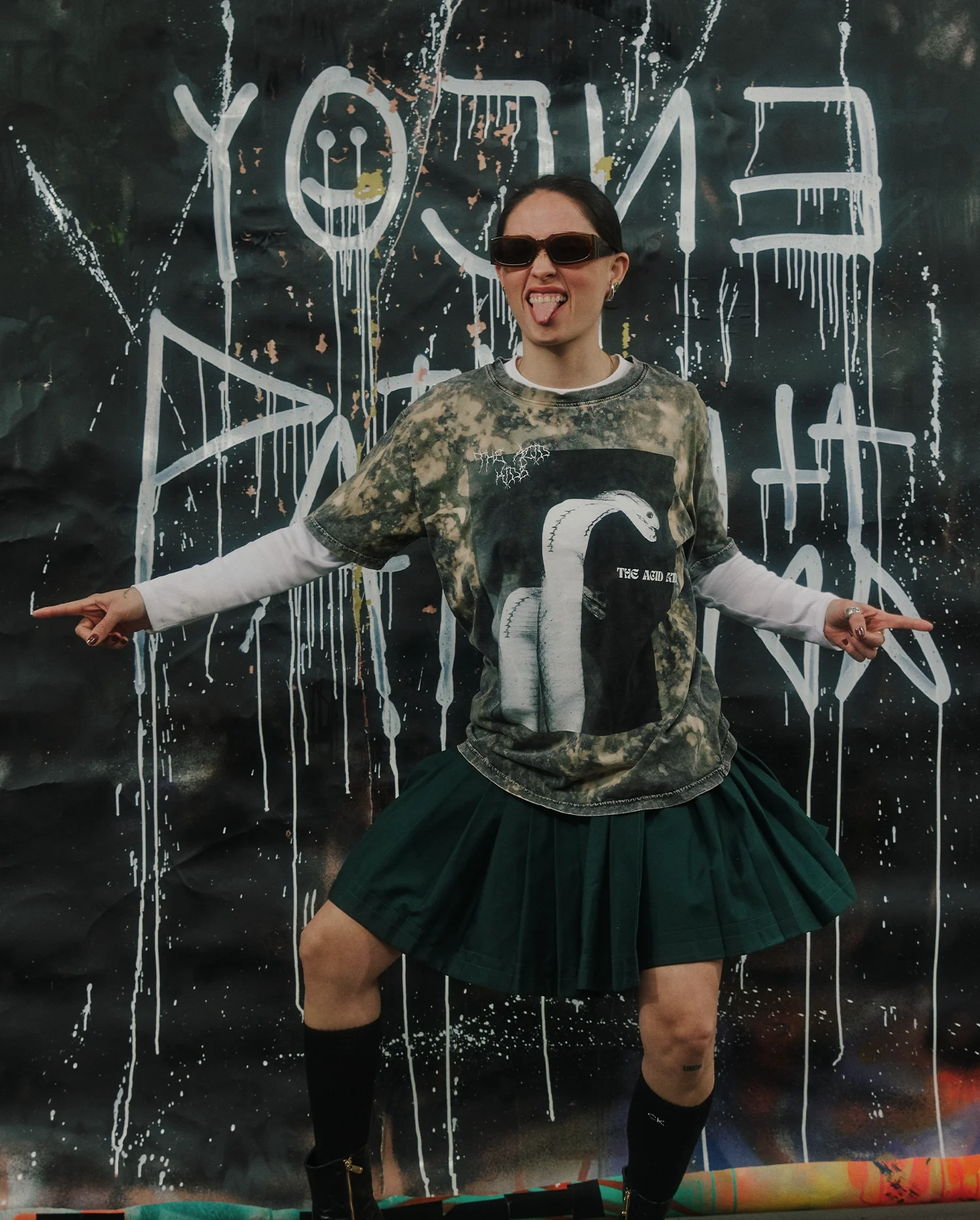 THE ACID KIDS – [T-Shirt x Acid Grey Bleached]