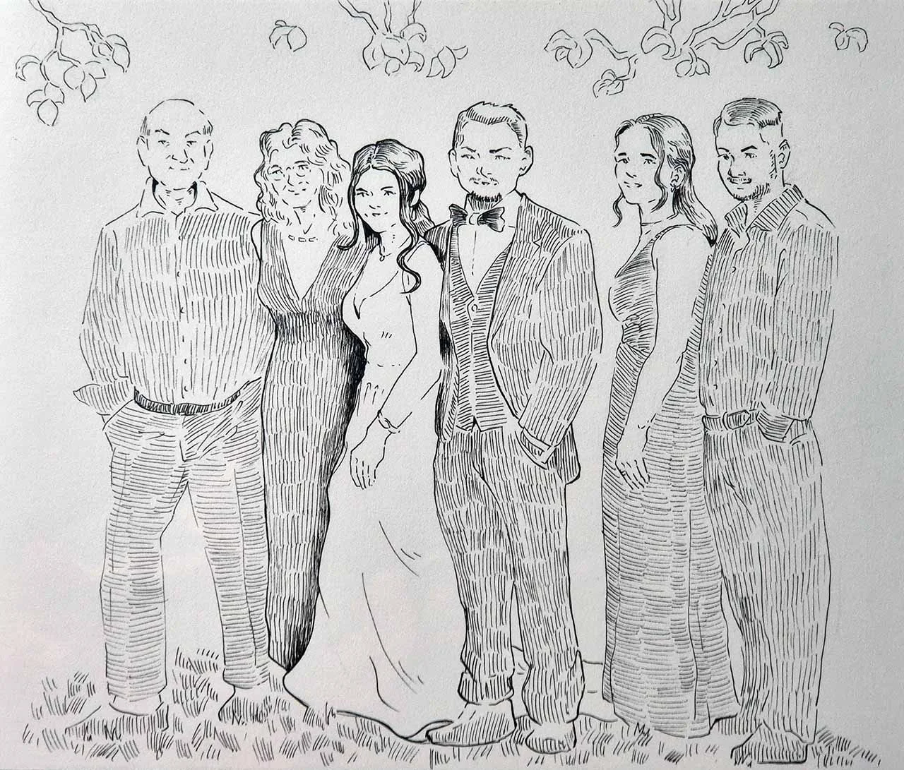 Skizze einer Gruppe von sechs Menschen bei einer formellen Veranstaltung, alle tragen elegante Kleidung und stehen auf grasbewachsenem Boden unter Bäumen.