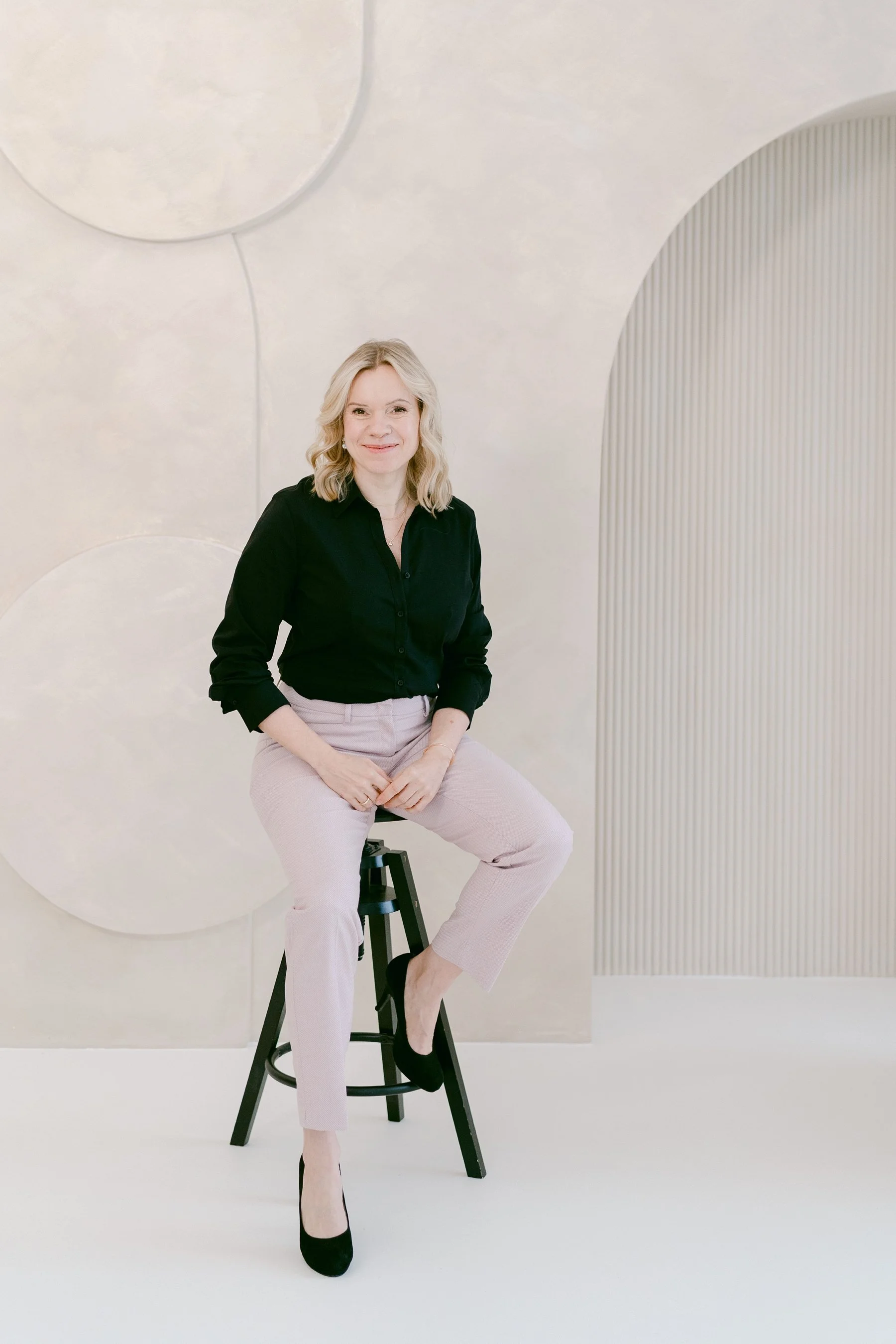 14_Zirkel Branding Fotoshoot im Loft Studio Solingen mit Jana Weichelt - Google Ads Expertin.jpg