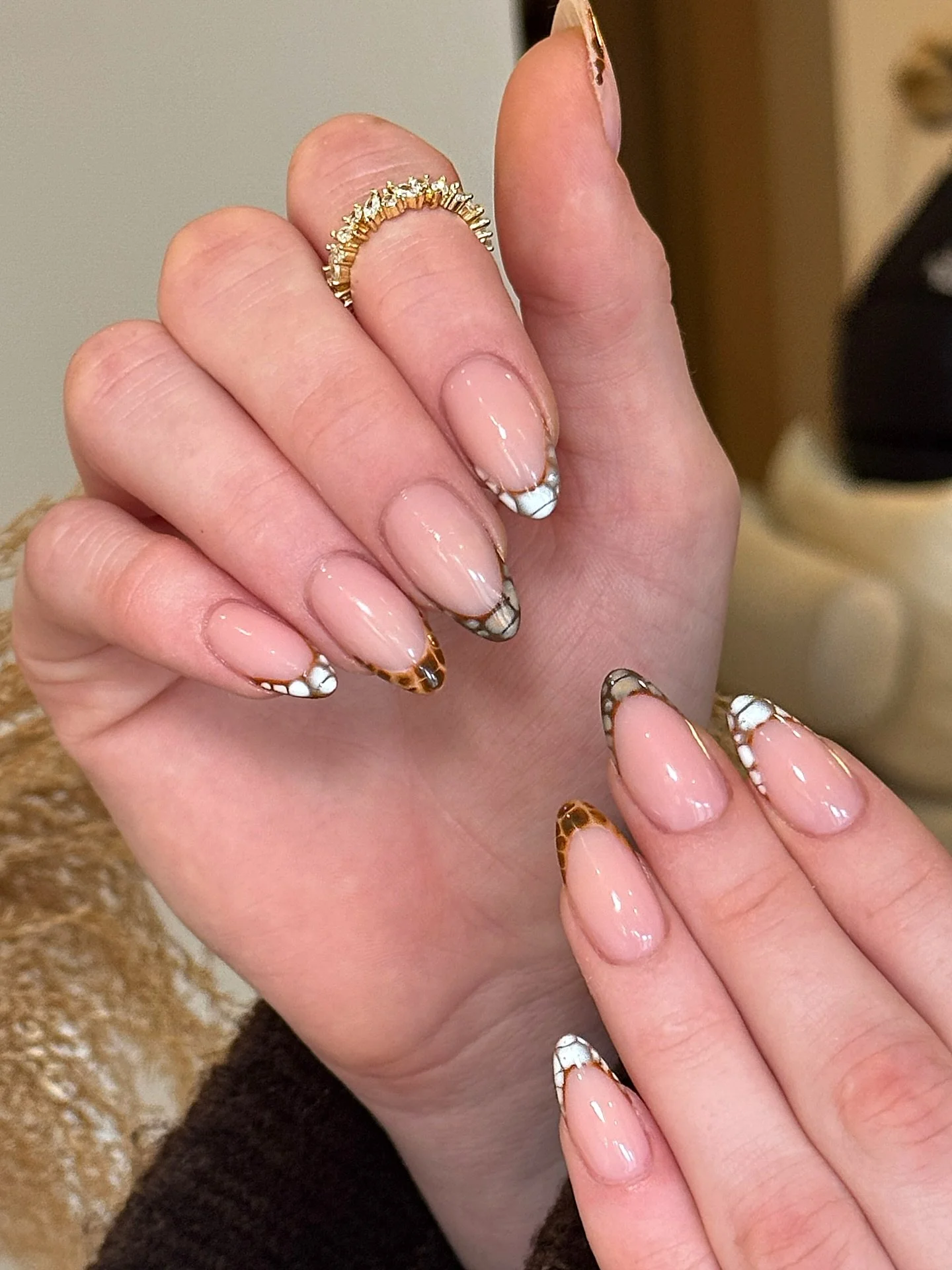 Our most-requested look right now 🤎 Tortoise shell in rich autumn browns- cozy, classy, and fun 🍂

Serviced: Any service + complex design 30min
📍 34 Harlestone Road, NN5 7AG
📲 Book your next set via the link in bio

#nail #nailsnailsnails #nailsd