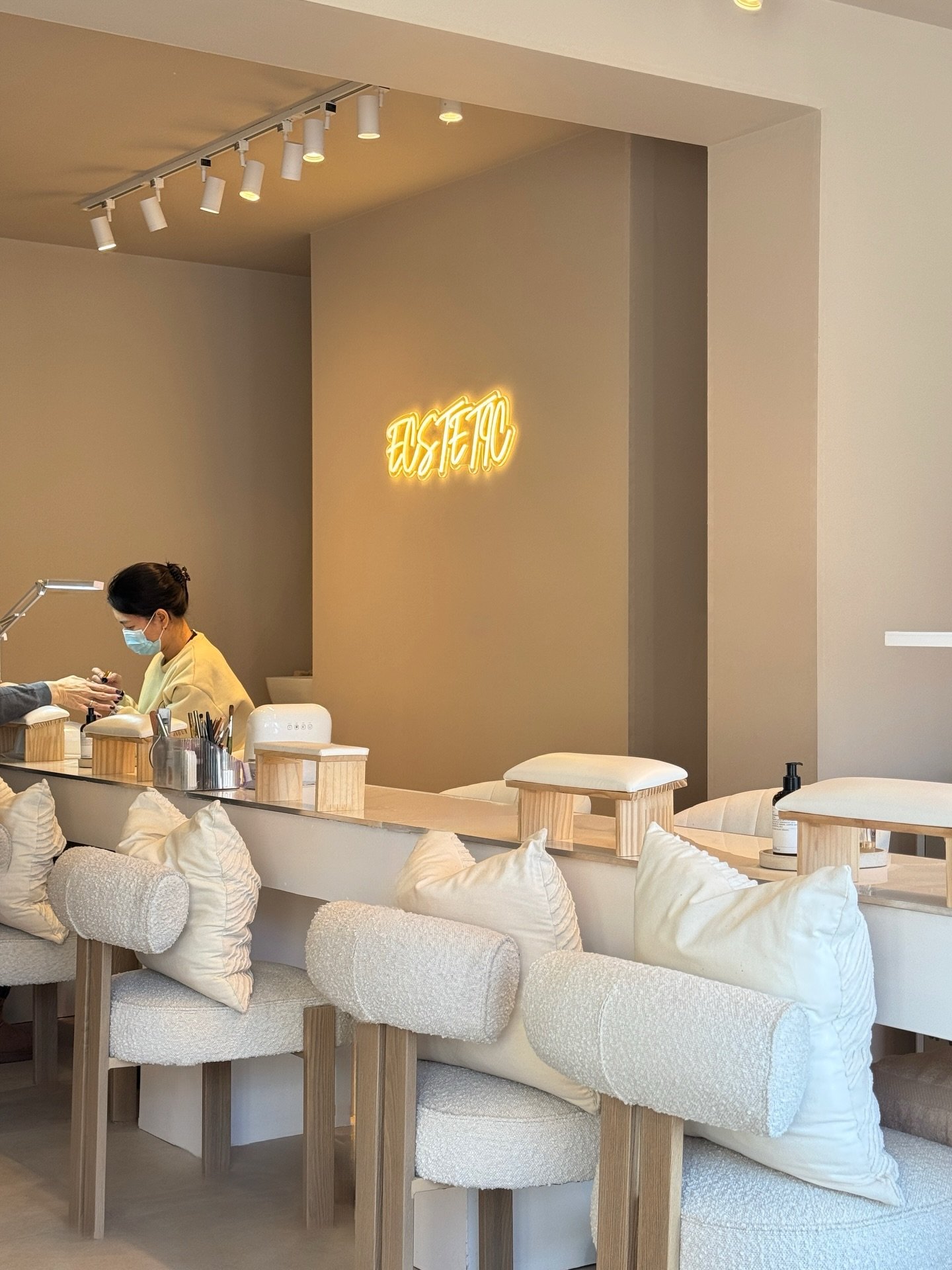 How&rsquo;s everyone&rsquo;s January been?
Ours at Ecstetic has honestly been such a lovely start. Of course there have been quieter moments, but having a strong team and the most supportive clients has kept us in really good spirits.
Thank you all s