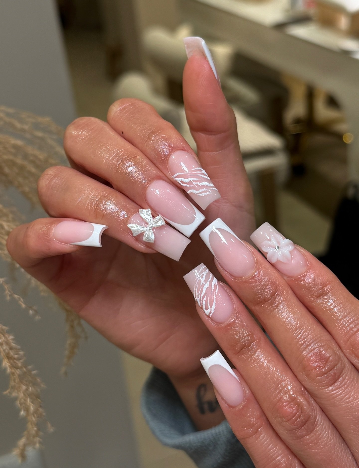 Obsessed😍

Service: Any service + complex design 30min
📍 34 Harlestone Road, NN5 7AG
📲 Book your next set via the link in bio

#nail #nailsnailsnails #nailsdesign #3dnailart #uknails