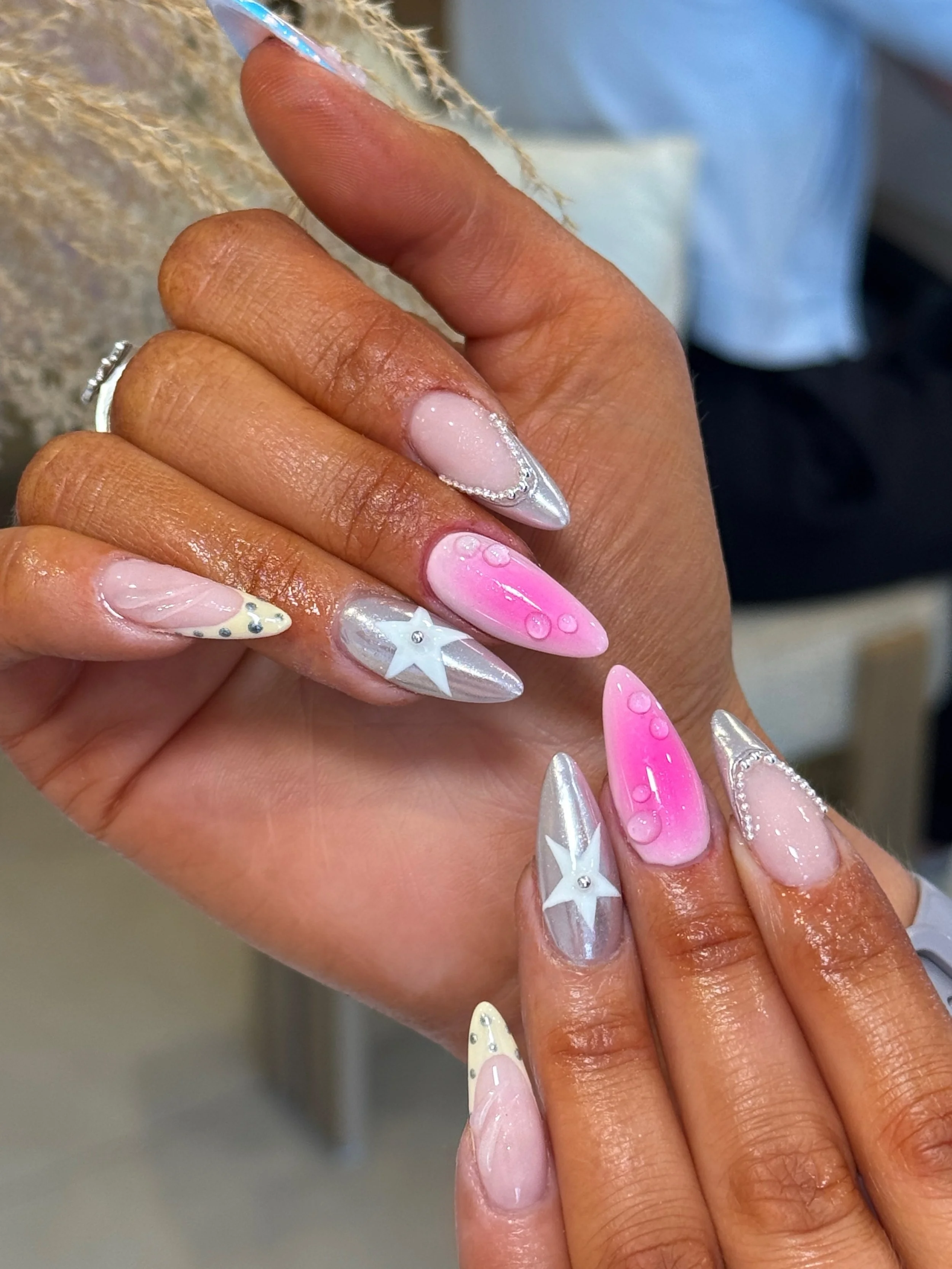 The perfect nails for upcoming festivals✨

Service: Any service + complex design 30min
📍 34 Harlestone Road, NN5 7AG
🔗 Book your next set via the link in bio
☎️ 01604 796626

#nail #nailsnailsnails #nailsdesign #nailsart #nails💅