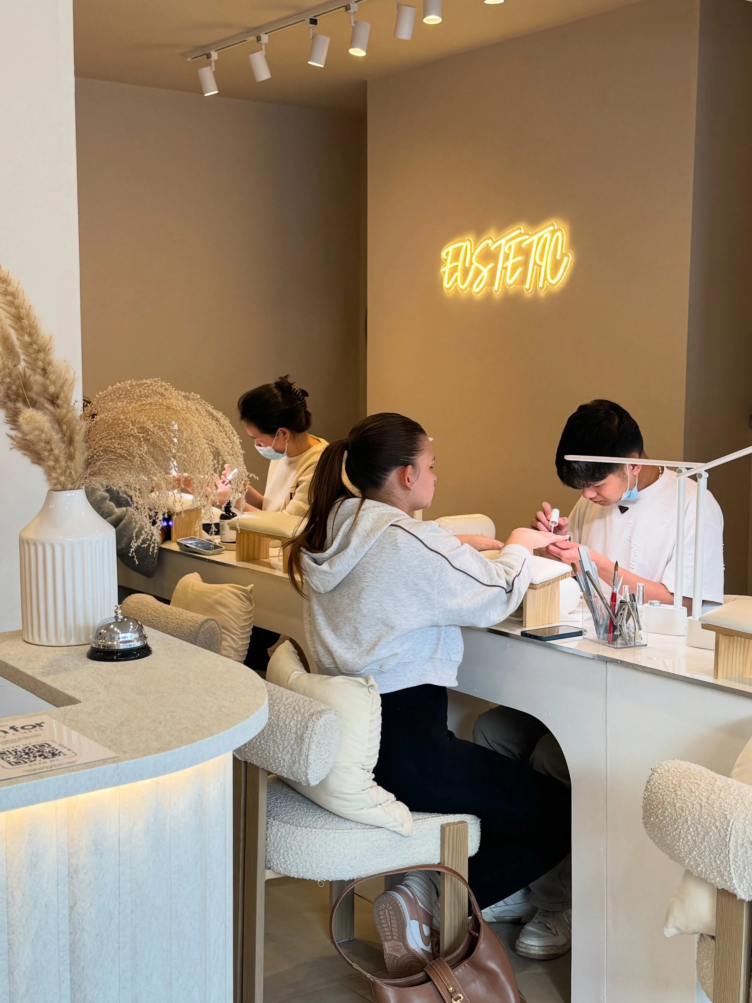 Your safe space to relax, feel pampered, and be taken care of💛

Sink into our comfy chairs, enjoy a relaxing cup of tea or coffee, and let our nail experts take care of your nails while you unwind. Leave your stress behind and walk out feeling refre