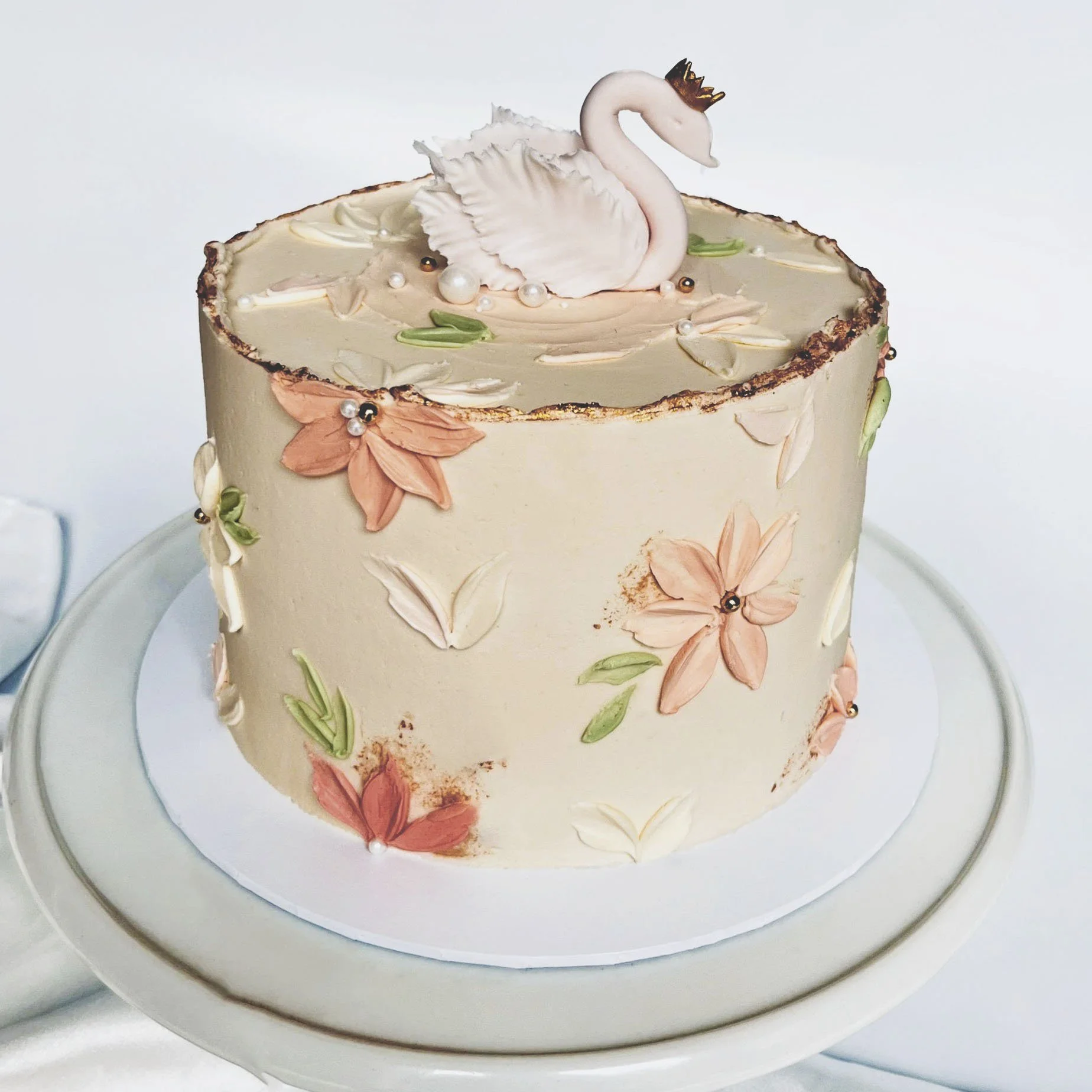 swan birthday cake.JPG