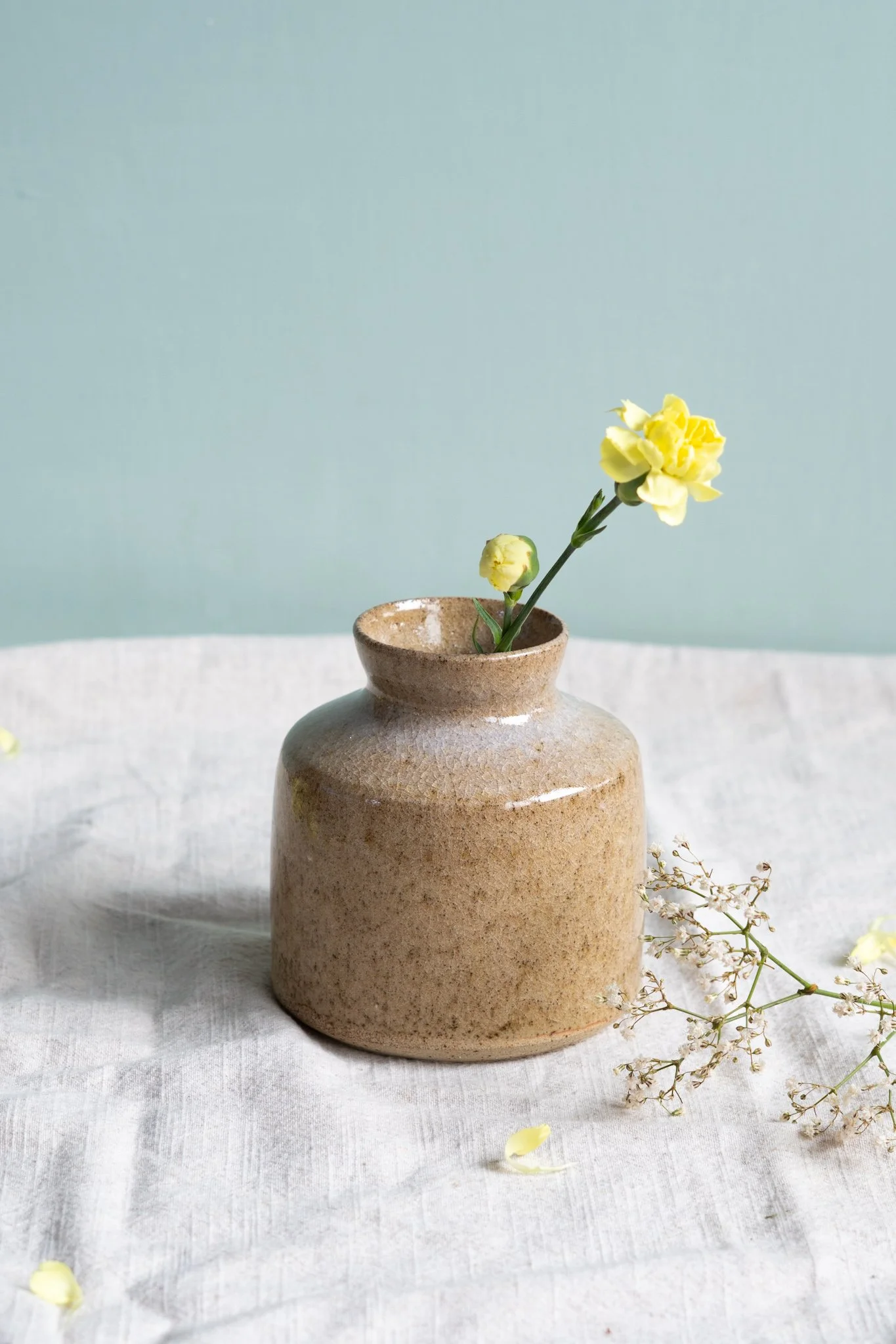 ian_axton_pottery_yellow2-1.jpg