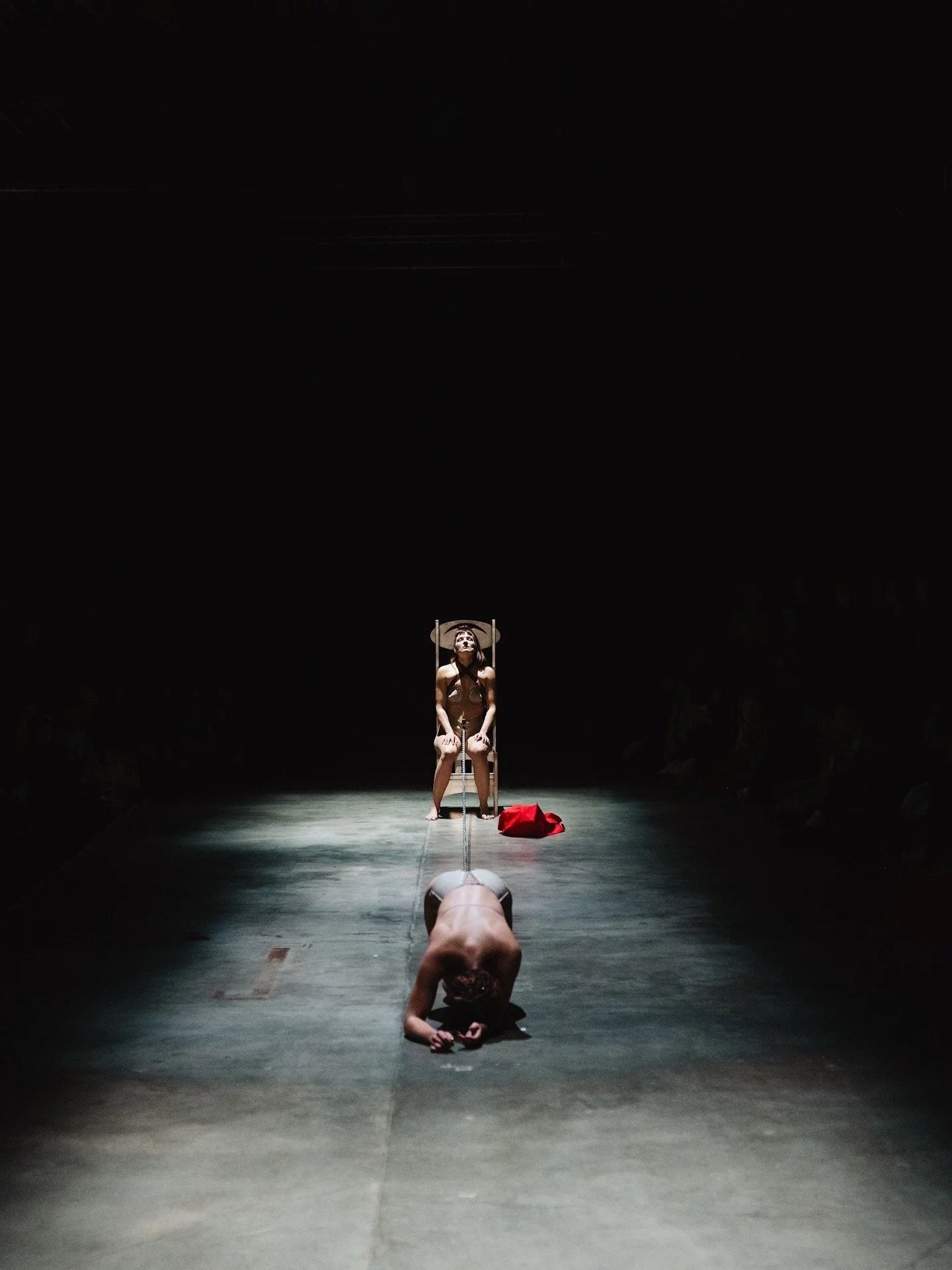 Hey you lovely witches! Last year we presented the first part of The Witch&rsquo;s Mark to you during @amsterdamdanceevent but soon we&rsquo;re back with the premi&egrave;re of the complete works @door_open_space with super exciting collaborations. 
