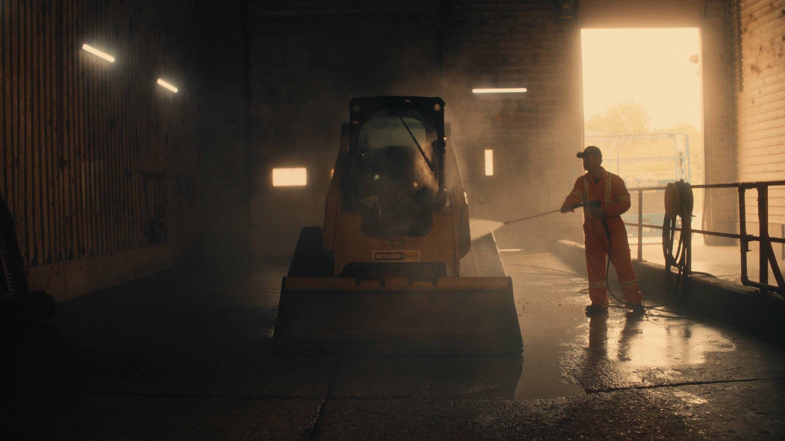 Still 2025-12-08 164101_1.33.1.jpg