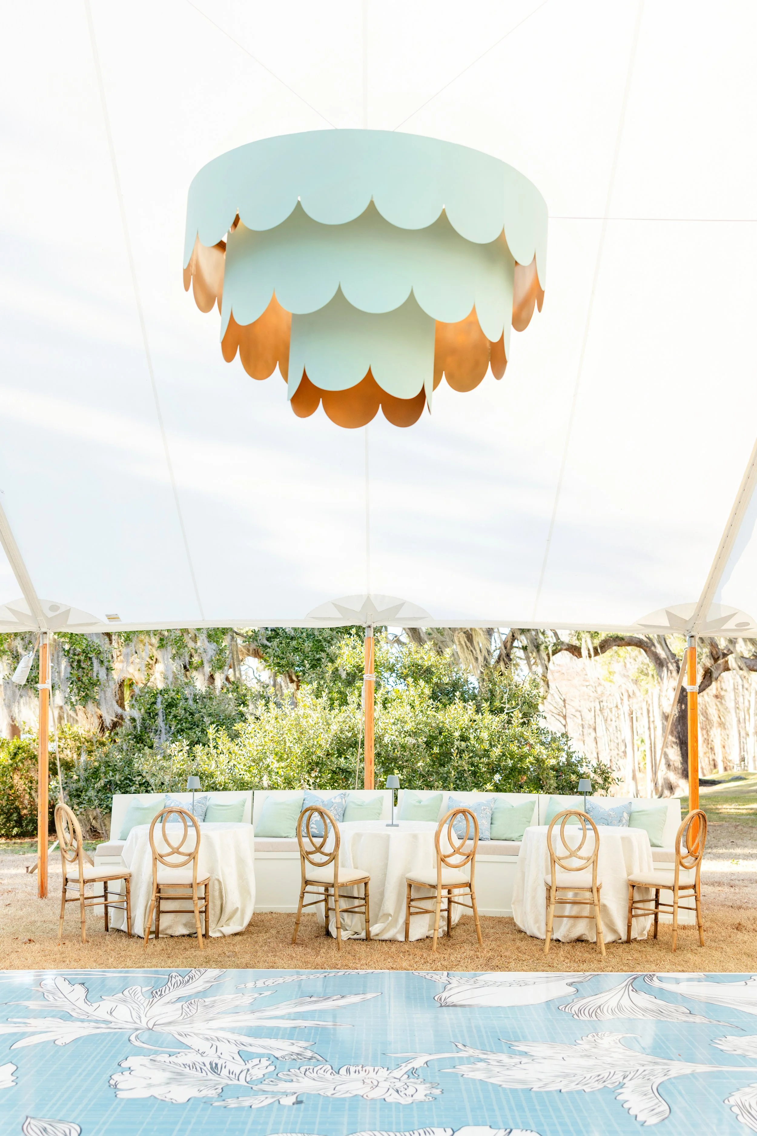 Metal blue lamp-tess.jpg