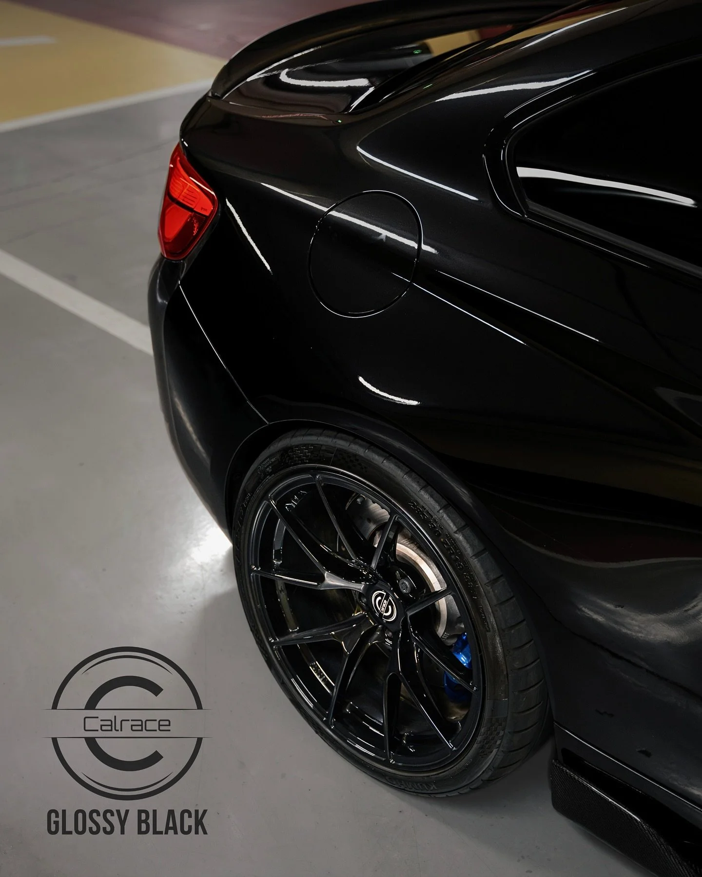 The Calrace CR1 Forged Glossy Black finish.

It&rsquo;s not just a finish. It&rsquo;s a statement. ✨

This finish amplifies every curve and aggressive line of the forged design. The deep shine creates a dramatic contrast that ensures our perfect fitm