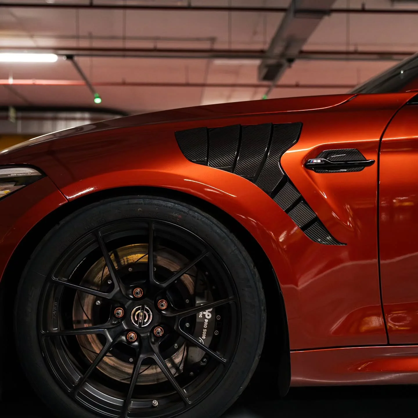 Still don't have your set? What are you waiting for? 

The first model designed especially for your BMW F8x. 

The CalRace CR1 10x18 ET25 offers perfect fitment with Nankang CRS 265/23r18 and AP Racing 5000 Pro, disc 378x36.