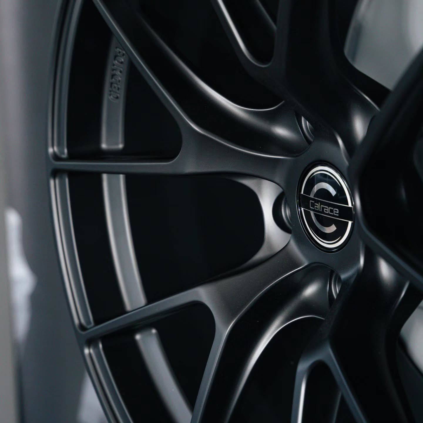 Hey guys, this project is now a reality. 
After a few years of development we are delighted to present the Calrace CR1. For lovers of track and lightness. 
Available in;
 
18x9'5 et23
18x10 et25
18x10'5 et38
18x11 et11

Also in 19".

Matt black 