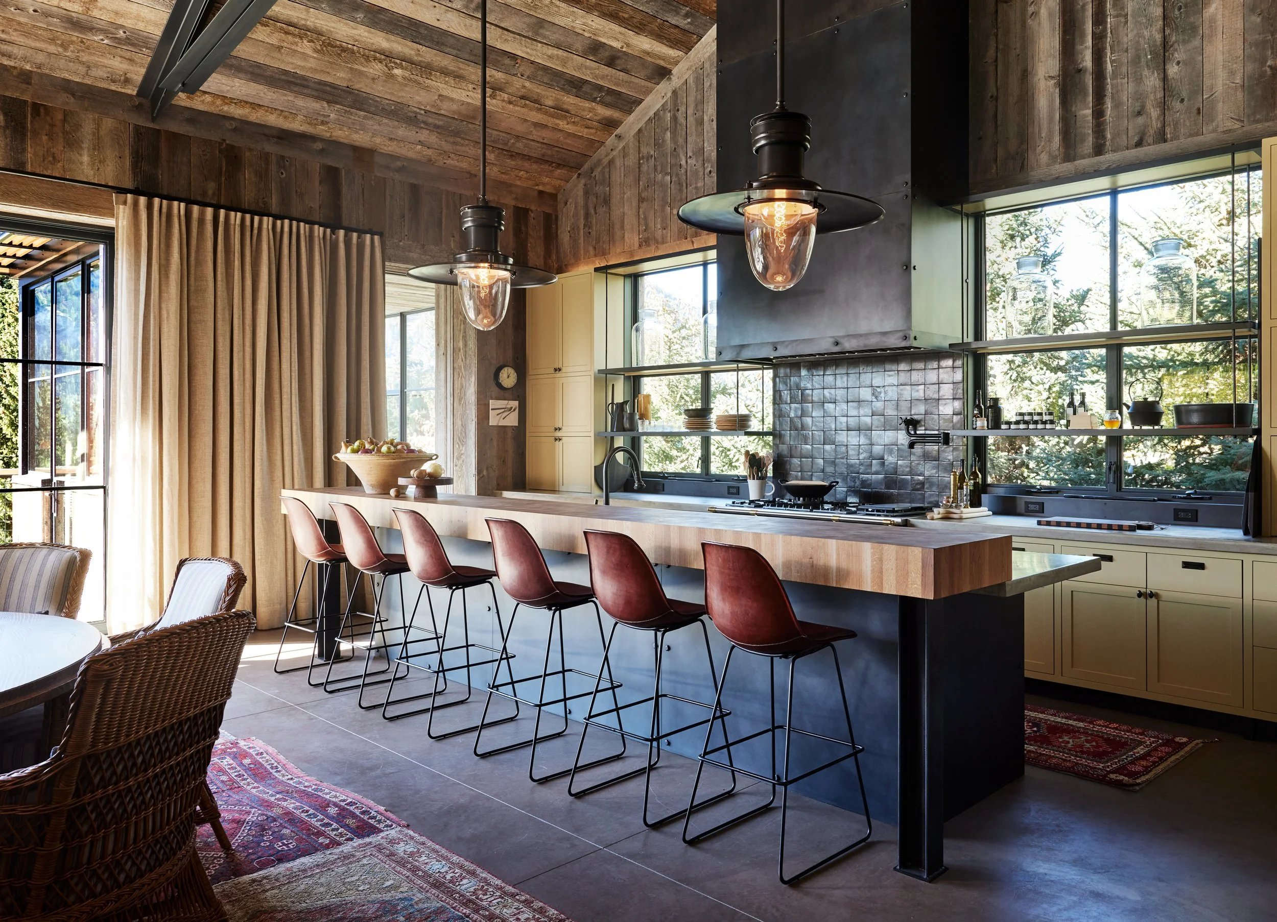 Sun Valley residence open kitchen, lighting design by Vita Pehar Design