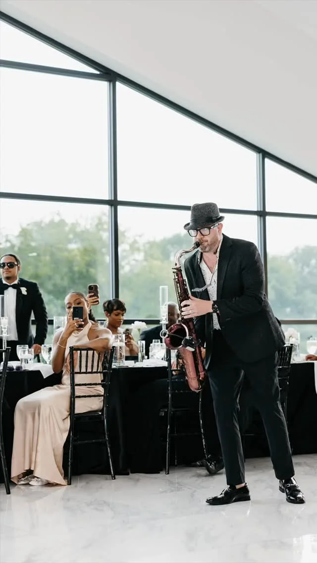 Thank you to @zairamarinaphotography for these fantastic shots from Amari + Kyle at the lovely @thehomesteadtexas ๐ค๐ท It was quite the saxy first dance! Consider both the photographer and venue for your HTX wedding! You won’t be disappointed.