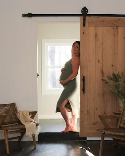 Signs of life. 🌷

I planted these seeds long ago, before I knew life could be so sweet. I planted them in moments of joy, in pockets of emptiness, in seasons of overflow and in lifetimes I&rsquo;ve since forgotten.

Every part of me lives alive in t