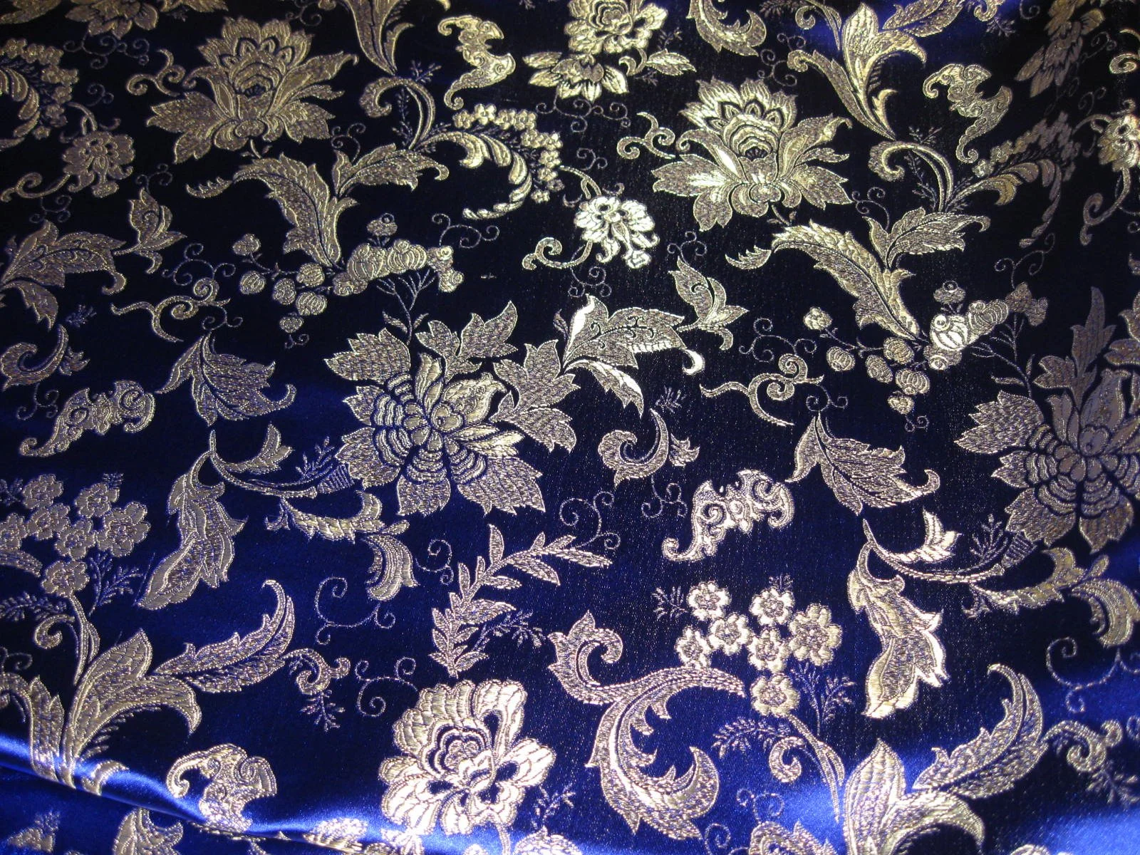 Brocade 735