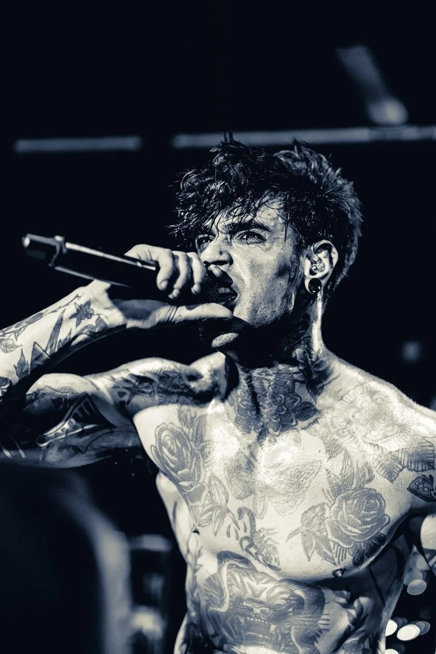 MA-EmpireLive 4-25-0143 Large.jpeg