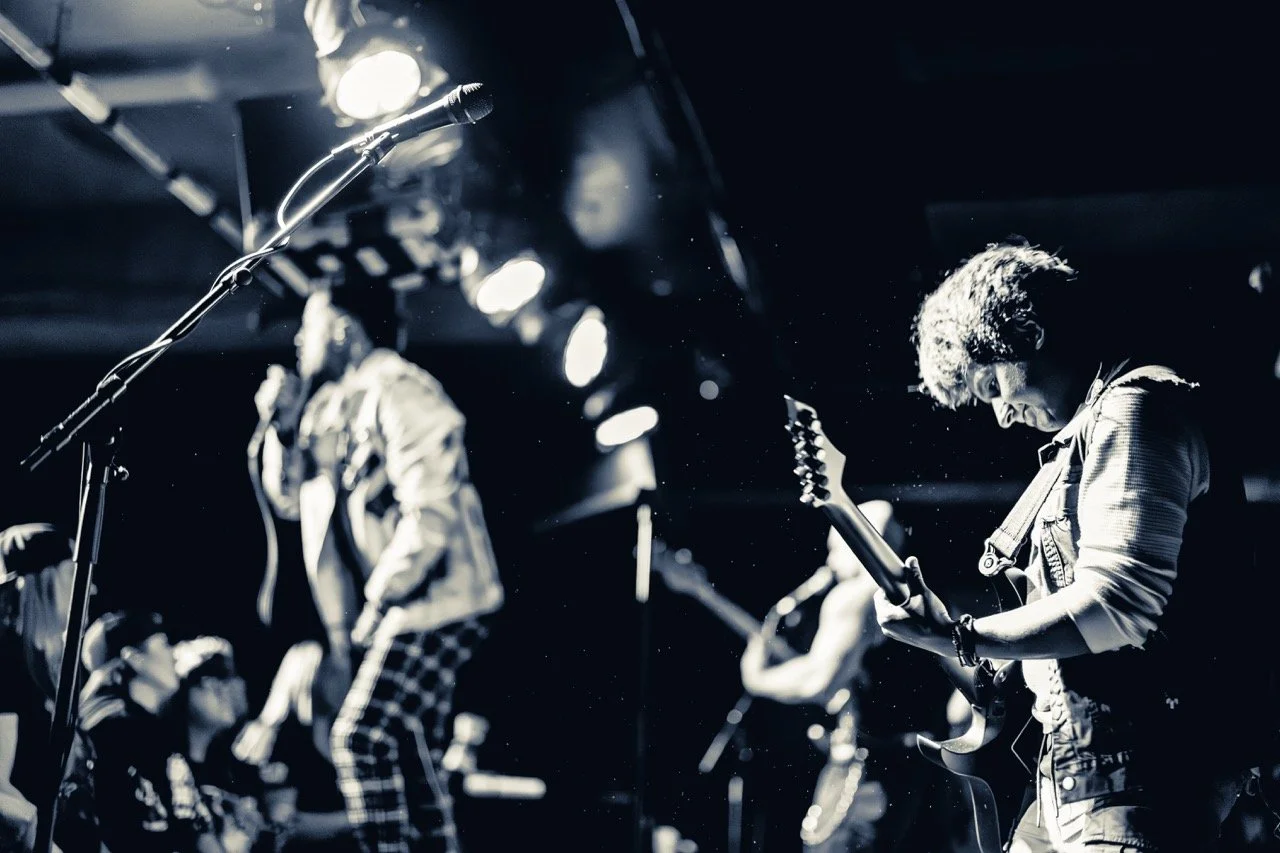 MA-EmpireLive 4-25-9210-2 Large.jpeg