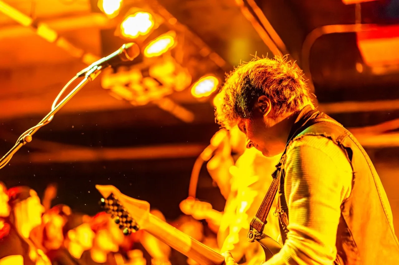 MA-EmpireLive 4-25-9310 Large.jpeg