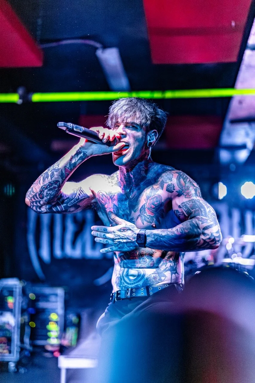 MA-EmpireLive 4-25-9609 Large.jpeg