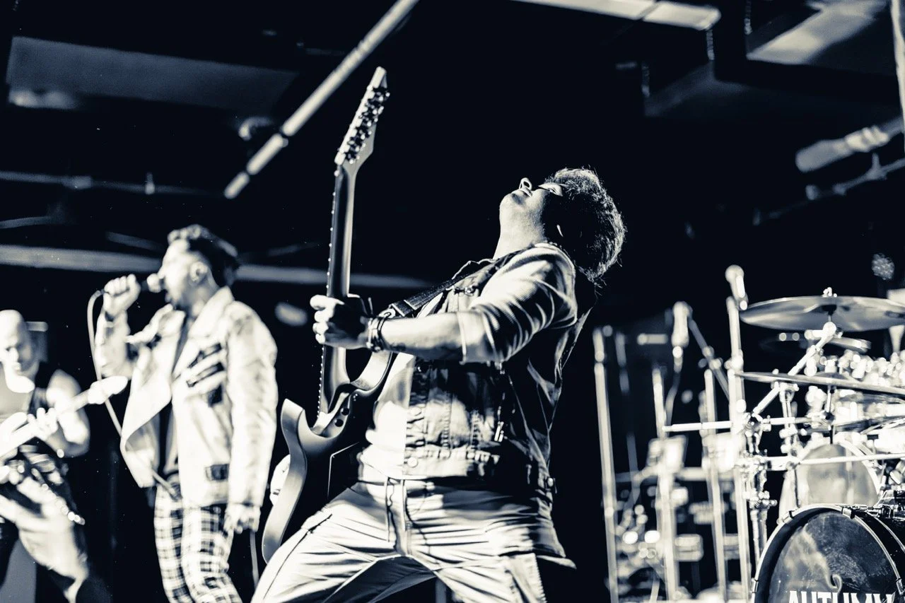 MA-EmpireLive 4-25-9217-2 Large.jpeg