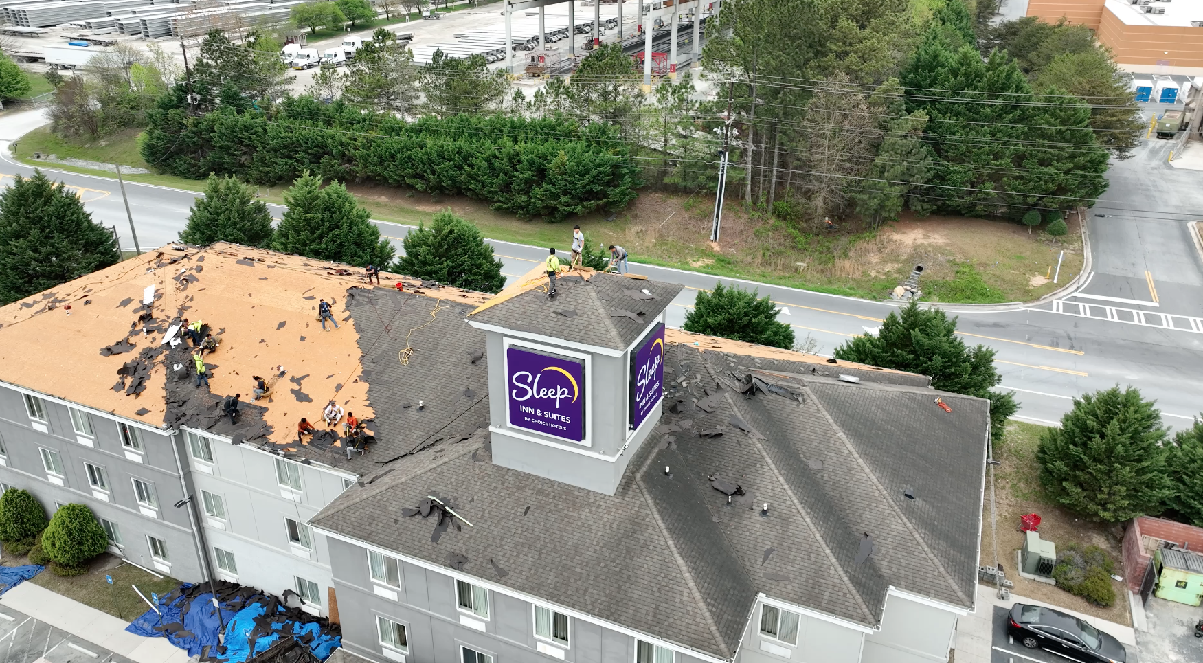 Commercial Roofing Contractor in Georgia, Florida, Kentucky and more with 1Source Industries