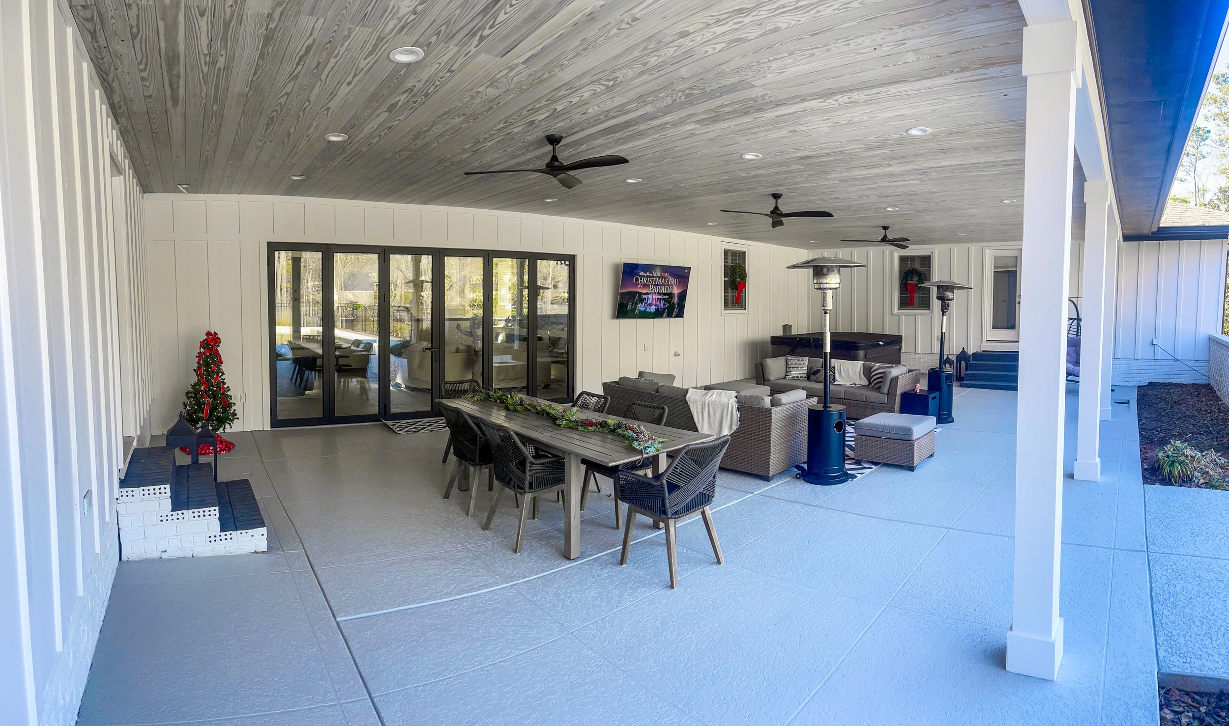 Stamped concrete for outdoor patio in Georgia, Tennessee, and Florida with 1Source Industries