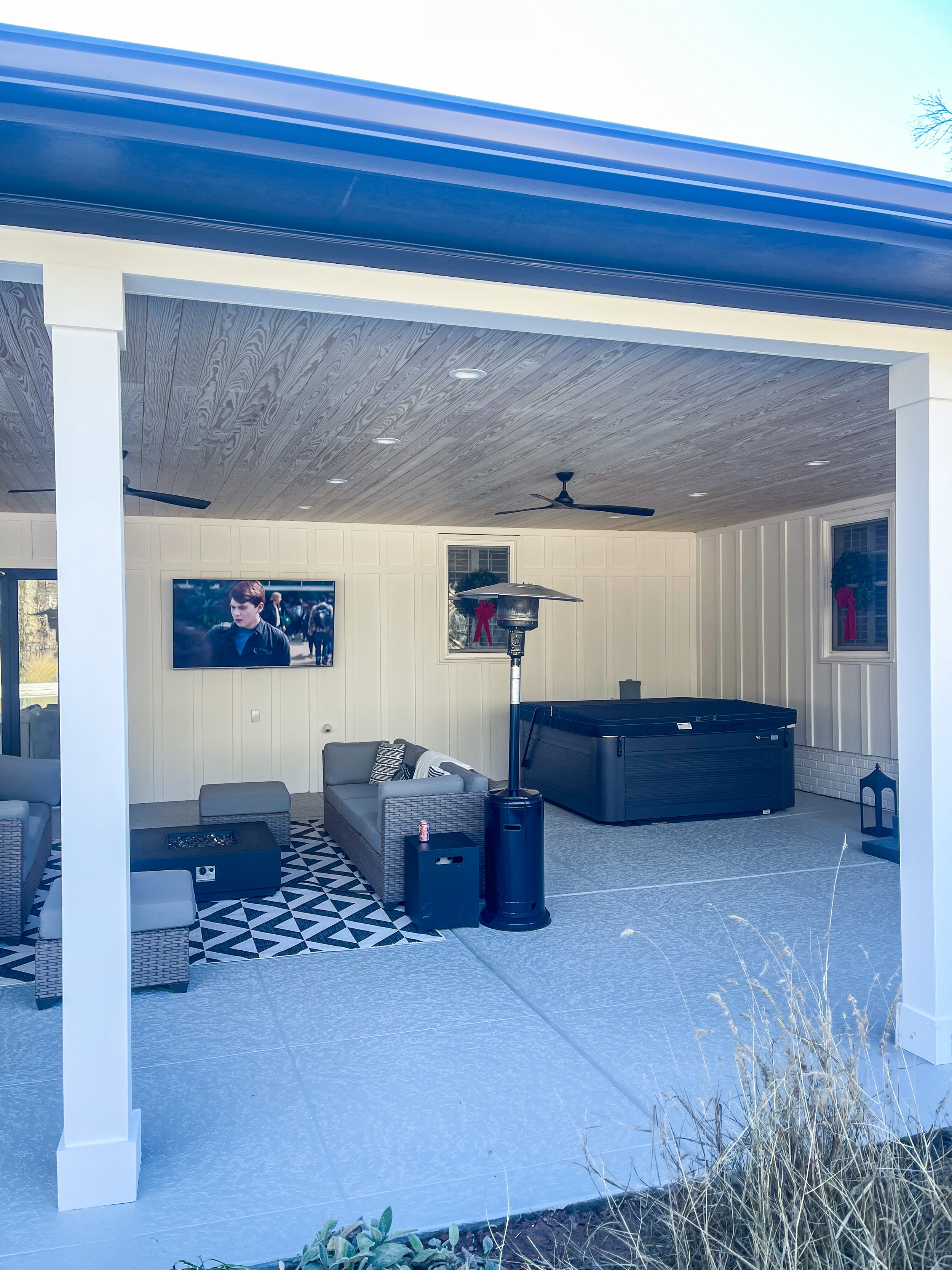 Stamped concrete for outdoor patio in Georgia, Tennessee, and Florida with 1Source Industries