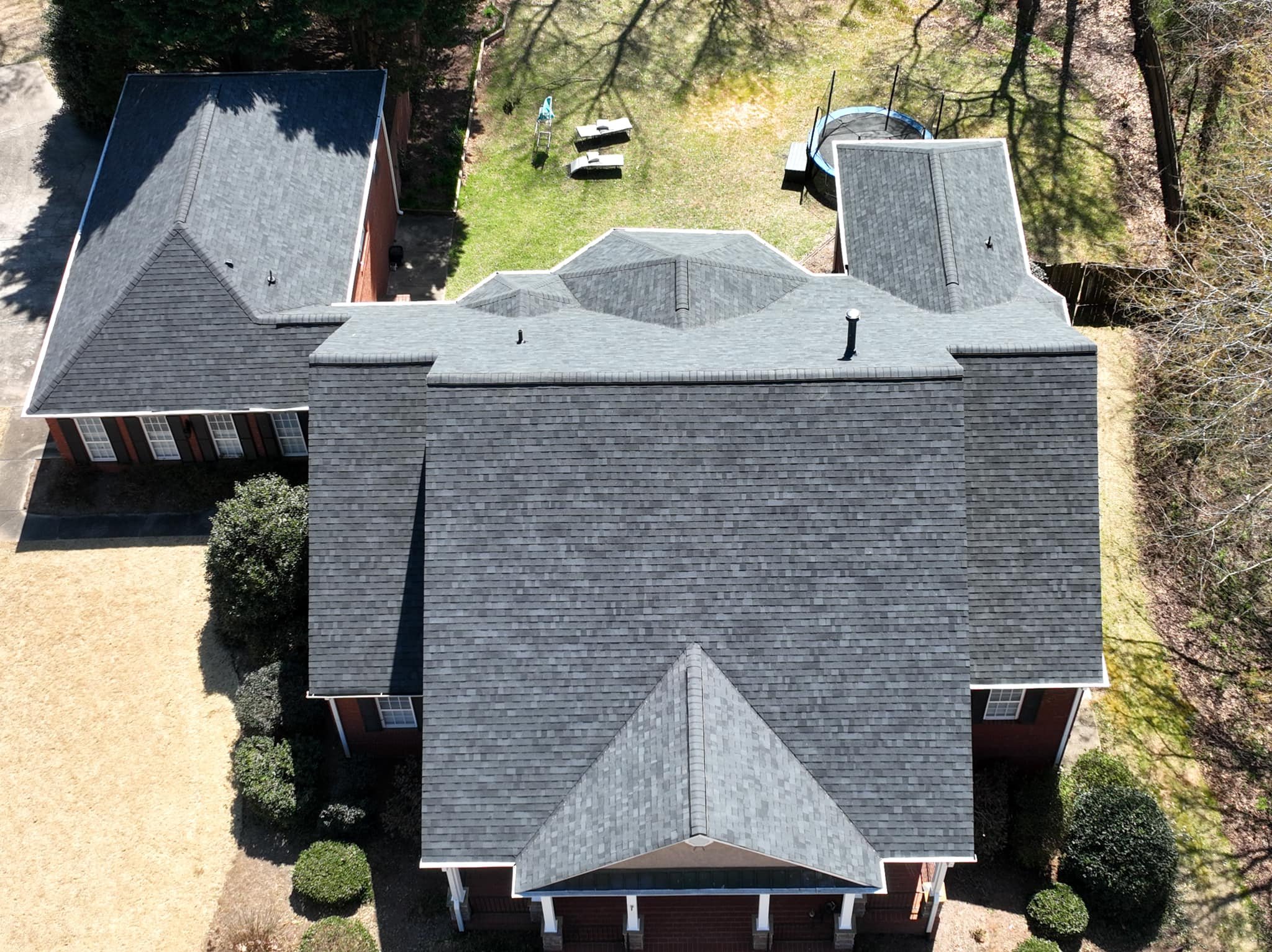 Roofing and roofer expert in Georgia, Alabama, Tennessee, and Florida with 1Source Industries
