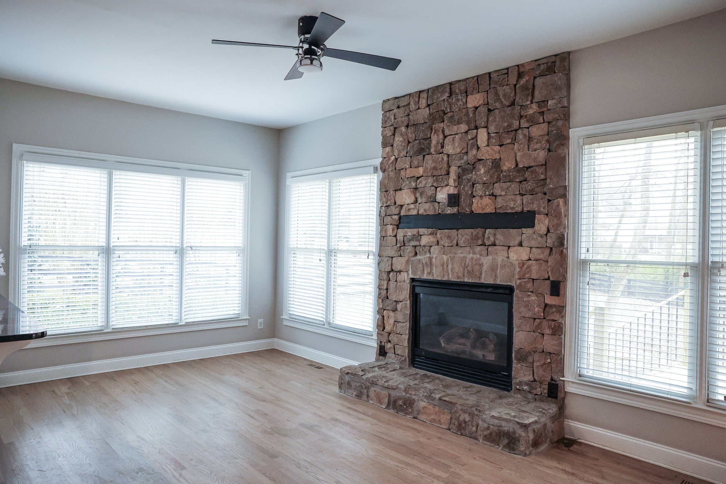 1Source Roofing & Construction Living Room Remodeling and Fireplace Mantel Remodeling in Georgia, Florida, Tennessee, Alabama, and more