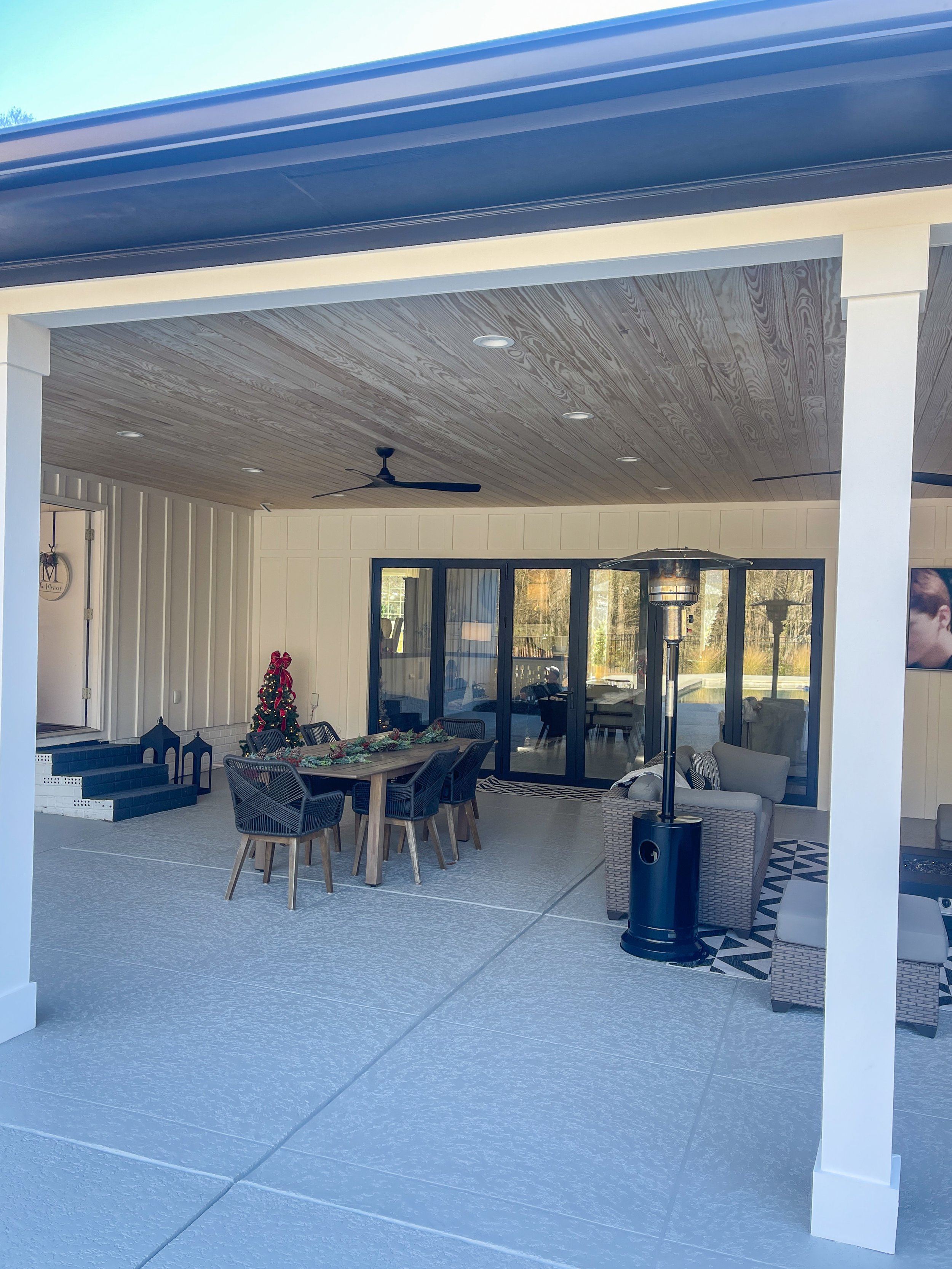 Stamped concrete for outdoor patio in Georgia, Tennessee, and Florida with 1Source Industries