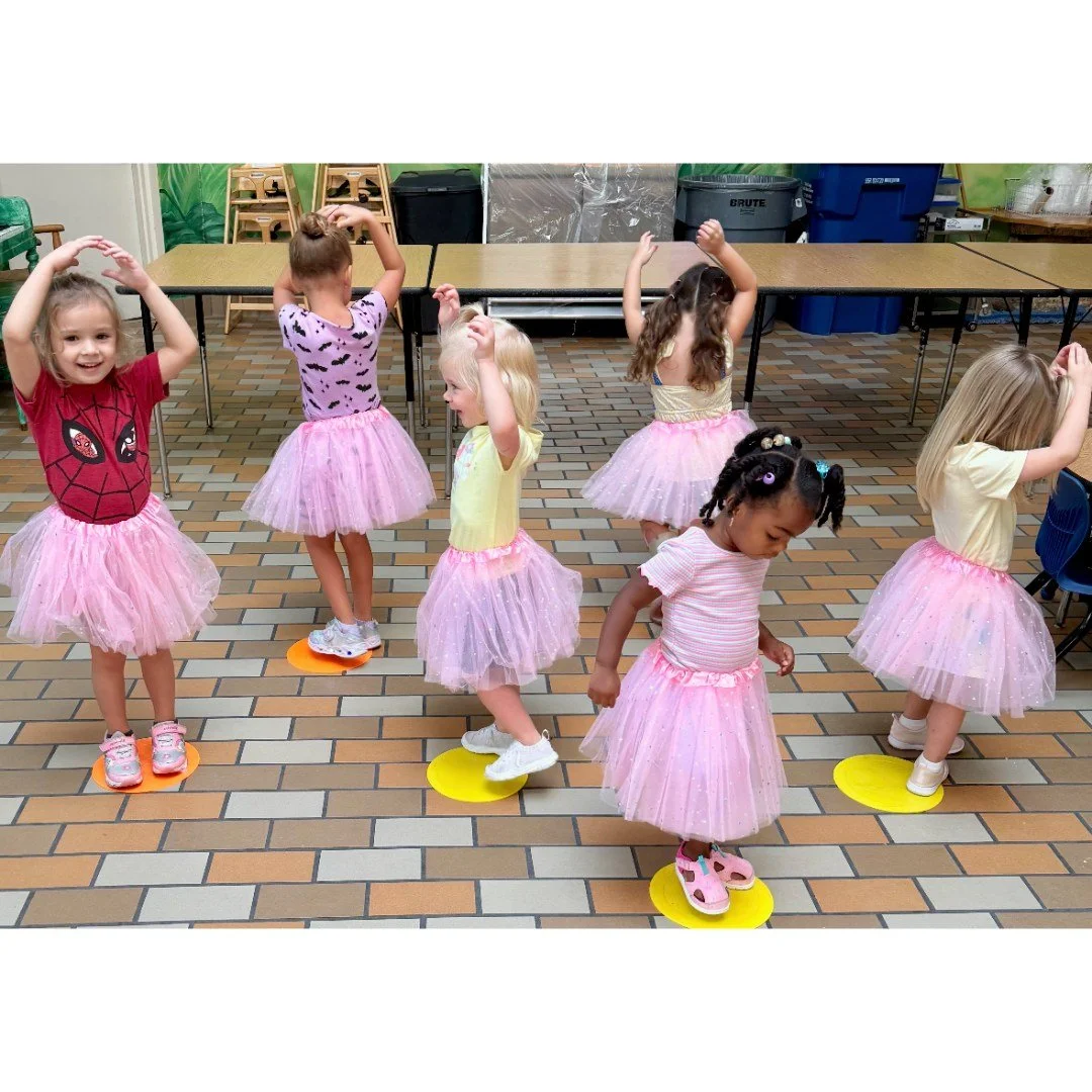 It's recital week for many of our #DanceStars, and we couldn't be more excited! Wishing everyone a fantastic performance filled with joy, confidence, and unforgettable memories. 🥳

#stretchngrow #DanceStars #RecitalWeek #sngintl #stretchngrowinterna