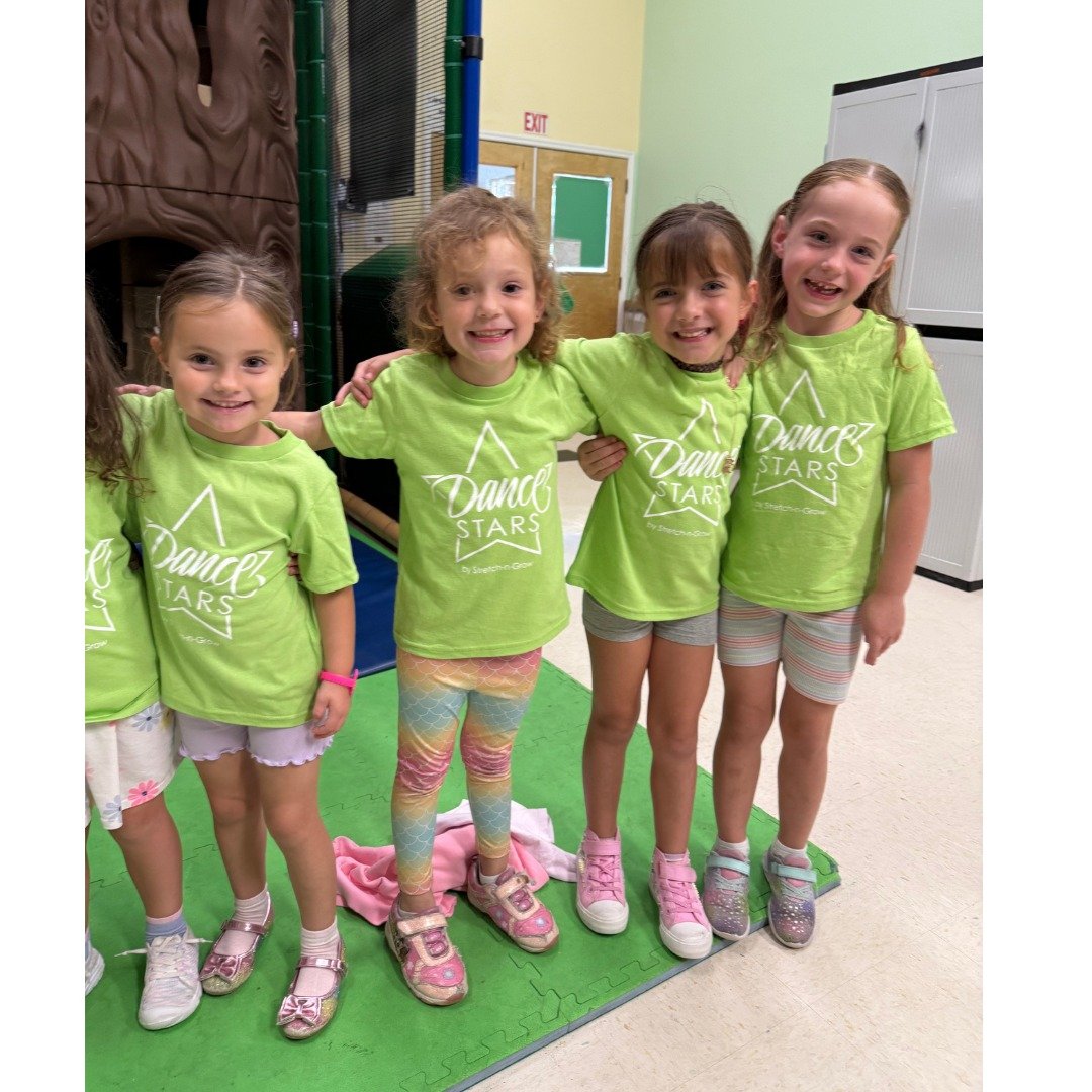 Our #DanceStars program is all about confidence, creativity, and connection right at school!🩰

#sngintl #stretchnggrow #stretchnggrowinternational #dancestars #kidsdance #preschoollife #childenrichmentprogram #movementandmusic #earlylearning #franch