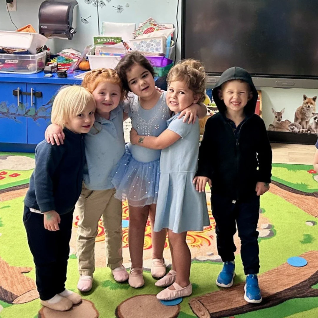 Teamwork makes the dreamwork ⭐

#sngintl #stretchnggrow #stretchnggrowinternational #learningthroughplay #preschoolenrichment #socialskills #earlylearning #kidsmovement #franchiseopportunity