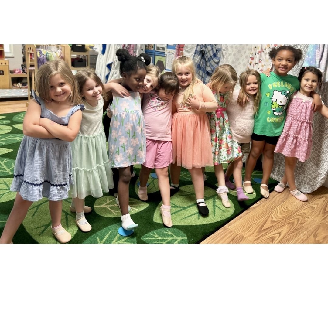Our Dance Stars classrooms are filled with movement, laughter, and connection 💛

#sngintl #stretchngrow #stretchngrowinternational #preschoollife
#childdevelopment #happyclassrooms #kidsfitness #childenrichmentprogram #preschoolsupport #franchiseopp