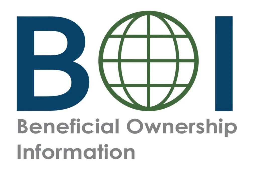 Logotipo con las letras "BOI", donde la letra O es un globo terráqueo verde. Debajo está el texto "Beneficial Ownership Information".