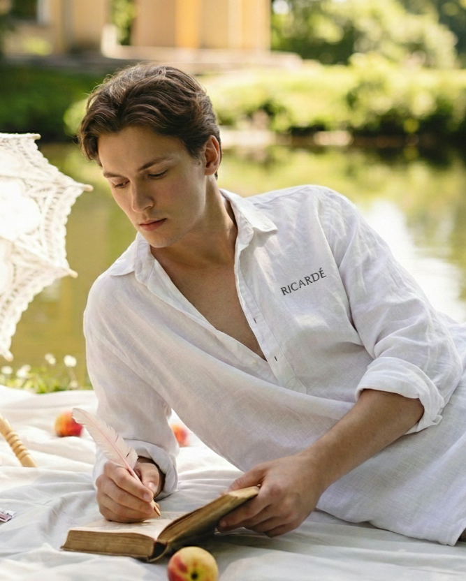 Ricarde Paris is a Paris brand, famous for its quiet luxury style designs and high quality luxury footwear and handbags for men and women. Unlike mass-market luxury brands, Ricarde Paris focuses on extreme exclusivity and limited collections.