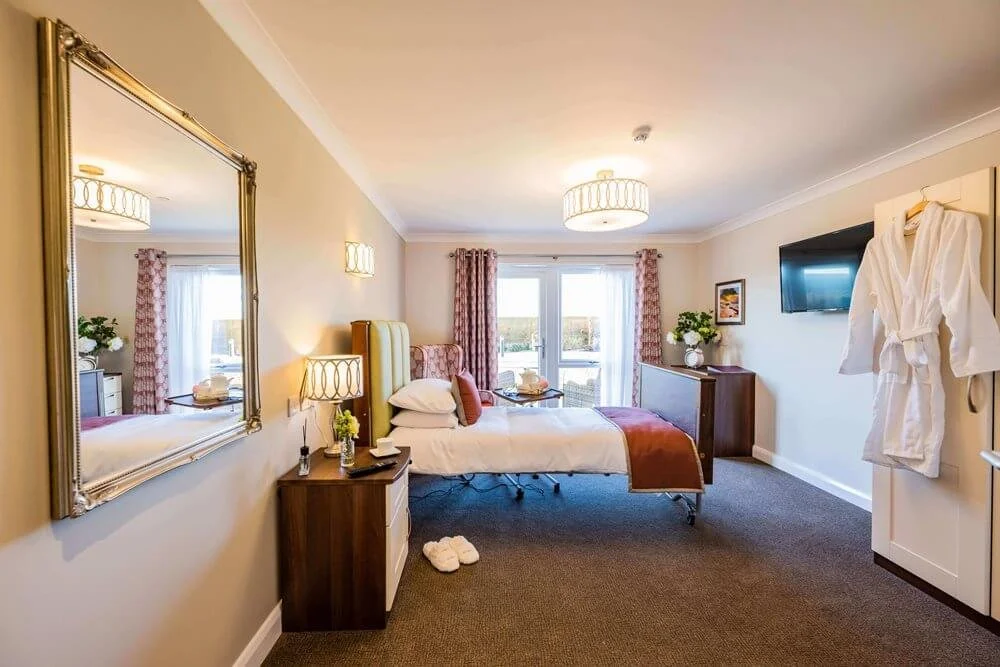 oxbow-manor-bedroom-3.jpg