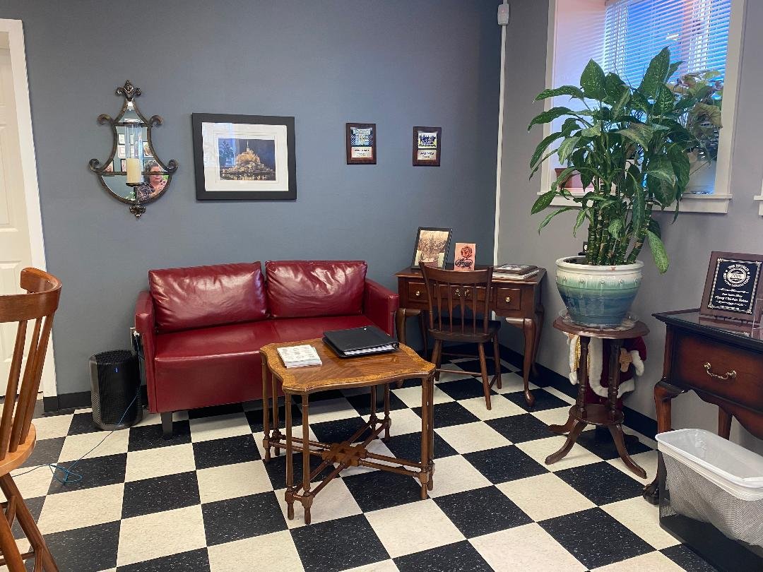 Binge-Tattoo-Studio-Waiting-Room.jpg