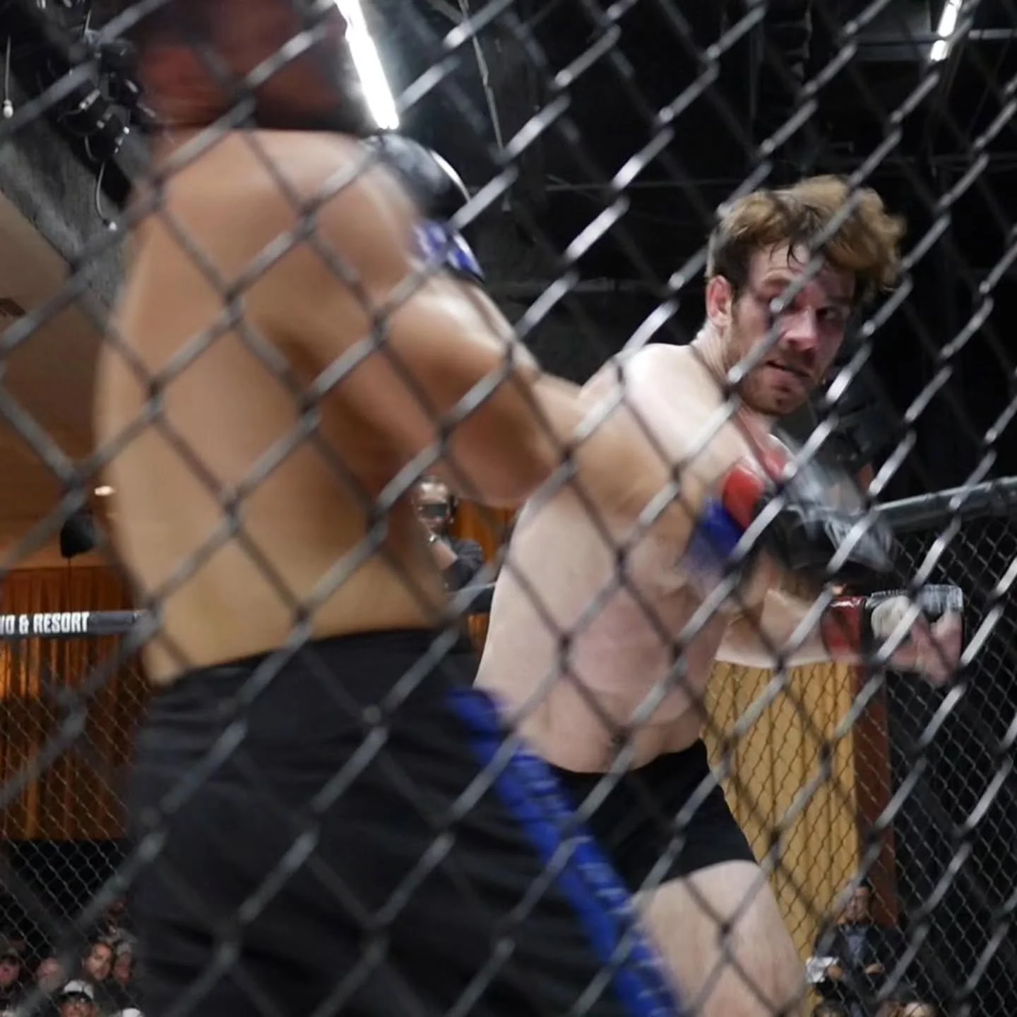 Neal Gotzmann vs Sukhrob Iusupov round 3 on August 9th. (On YouTube link in bio)
.
 I was late to this fight so I only captured round 3😬, really wish I could see round 1 and 2 because this was clearly a close bout.
Neal looked really good in the 3rd