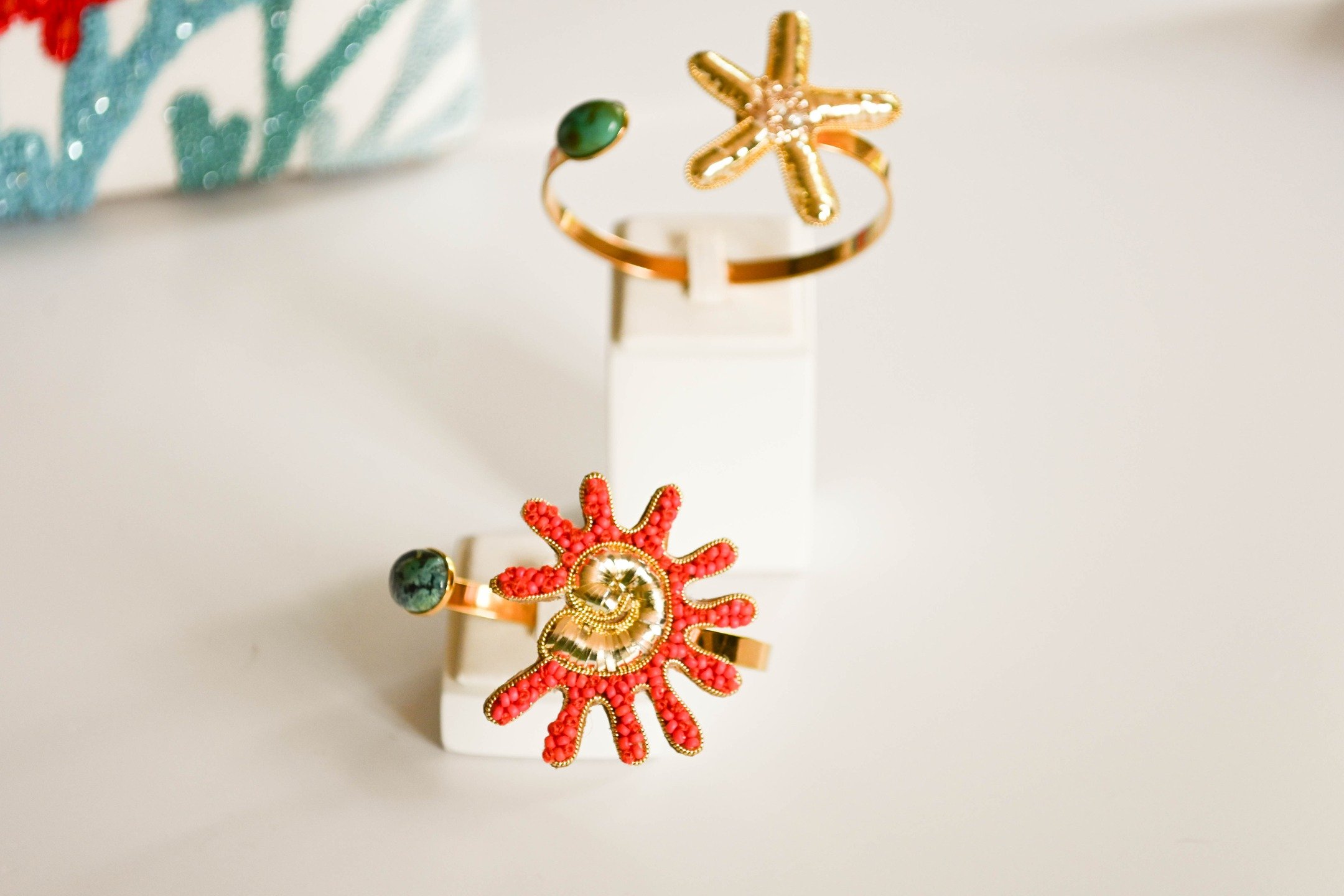 ☀️ It&rsquo;s officially summer! ☀️
To celebrate, I made a little friend to accompany the previous embroidery set A small creation full of sunshine, joy, and tiny details I love stitching.
.
.
.
.
.
.
.
.
.
.
.
.
.
.
.
.
.
.
.

#goldworkembroidery #b