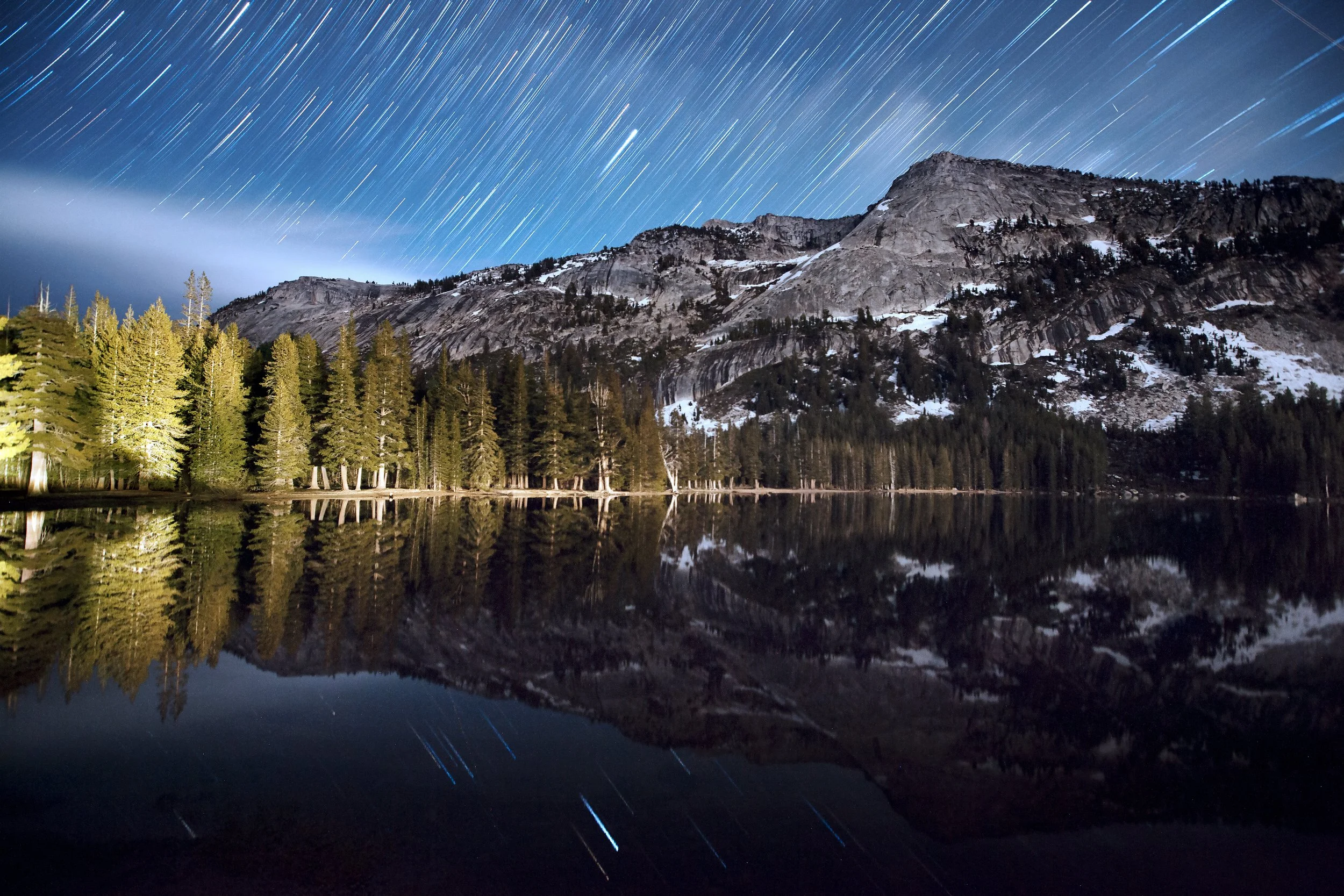 Yosemite_Startrails_Lake_Final_edit.jpg